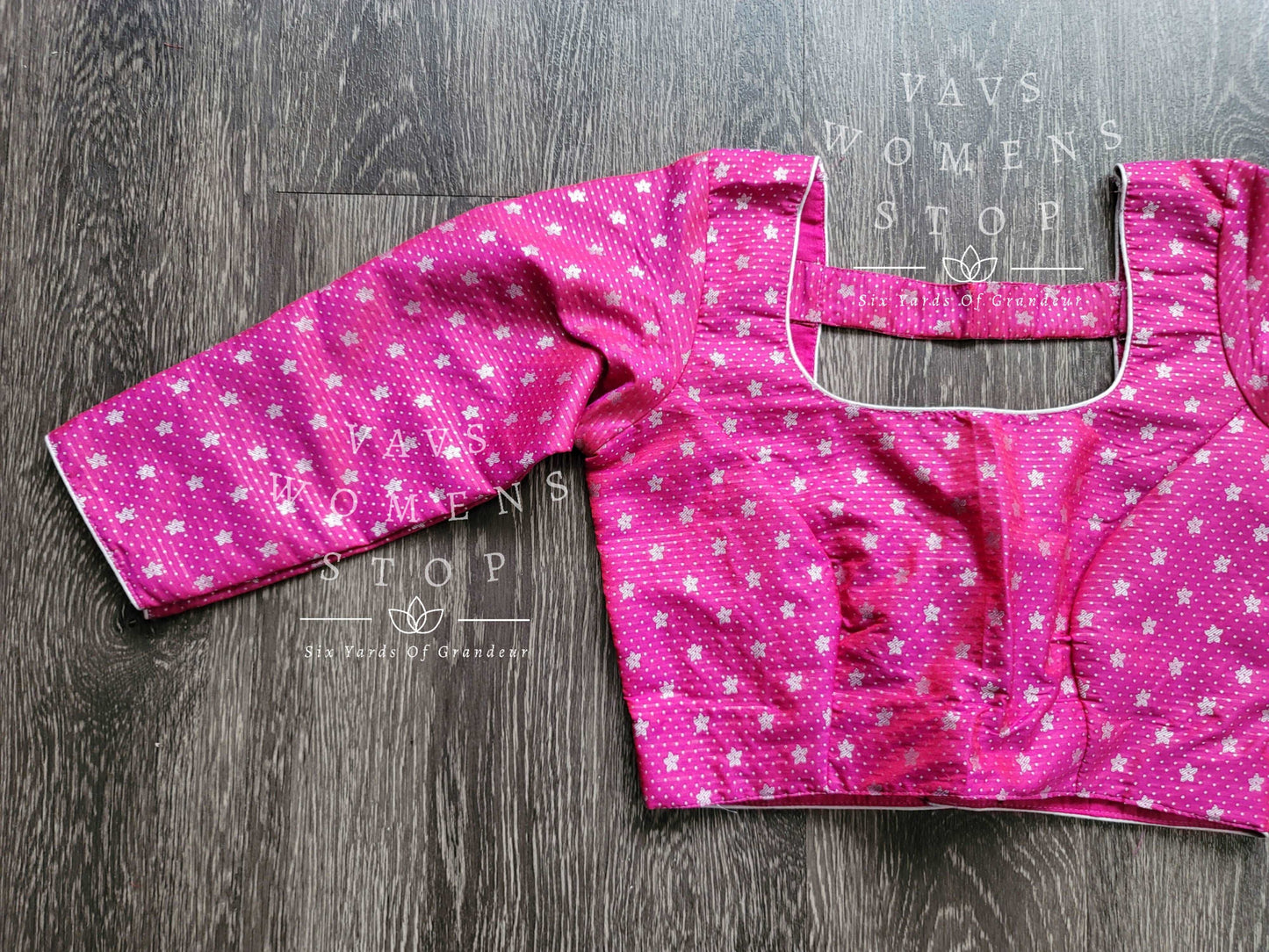 3/4 th Sleeves Benarasi Blouse