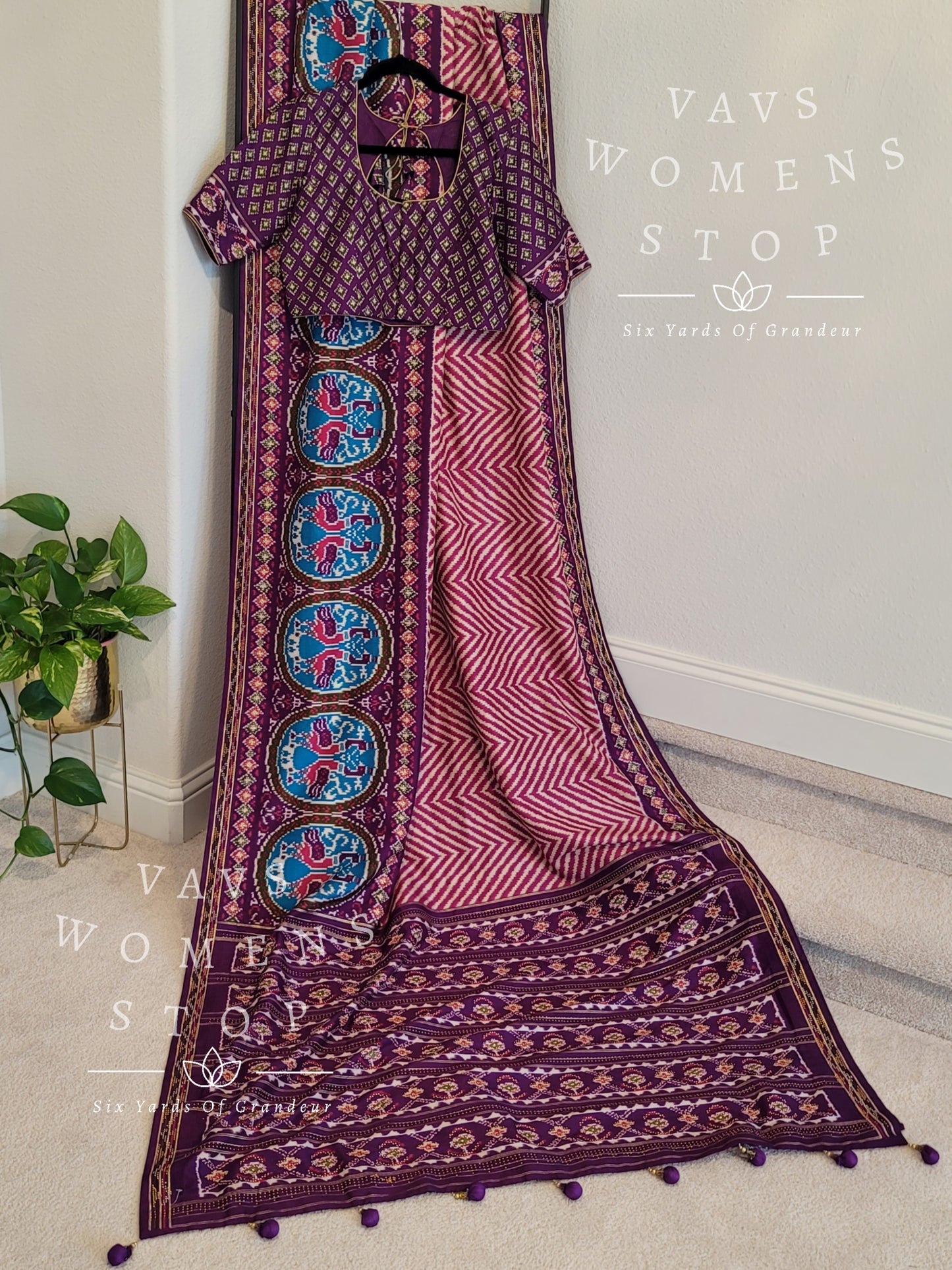 Munga Patola Silk Saree - Blouse