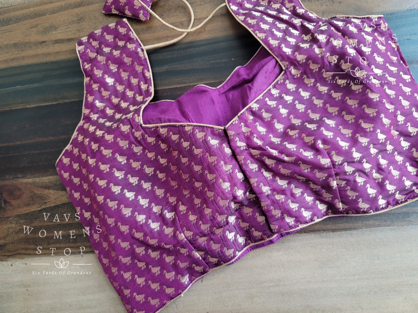 Sleeveless Benarasi Blouse
