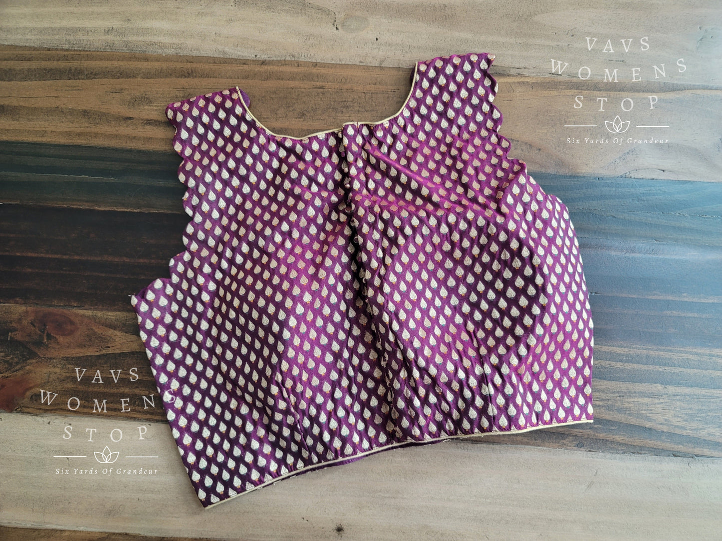 Sleeveless Benarasi Blouse
