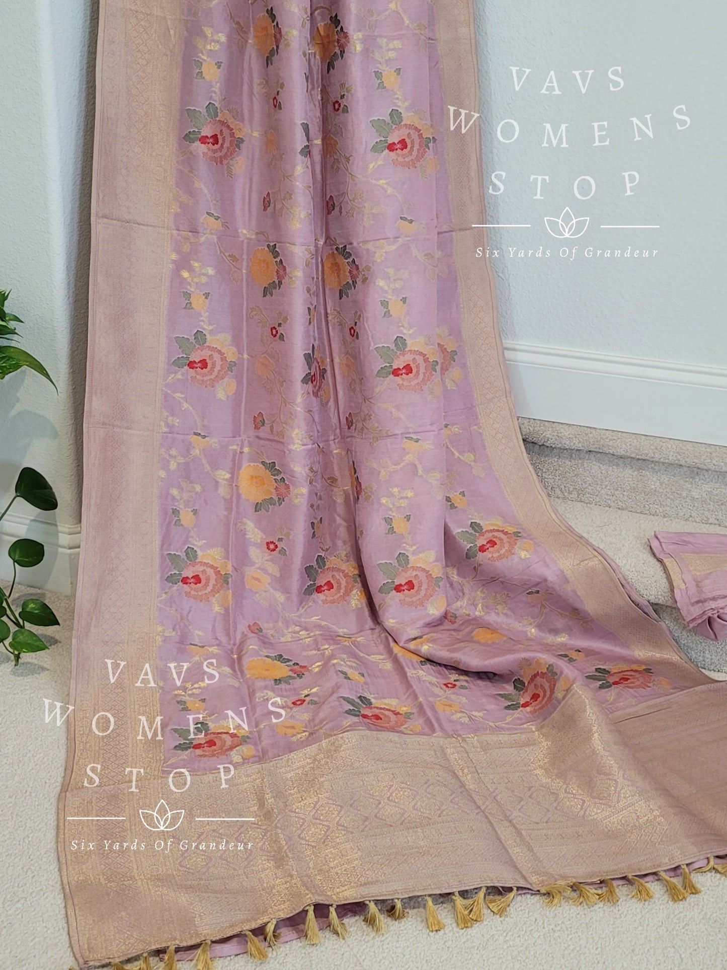 Munga Benarasi Crepe Silk Saree