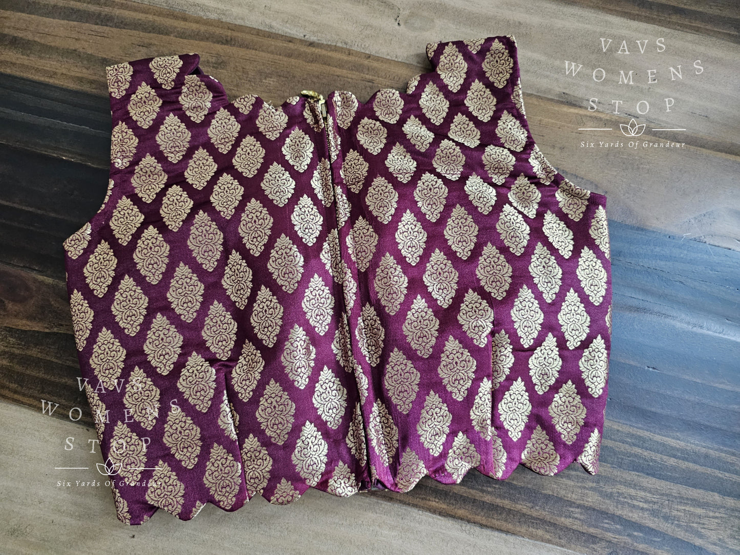 Sleeveless Benarasi Blouse