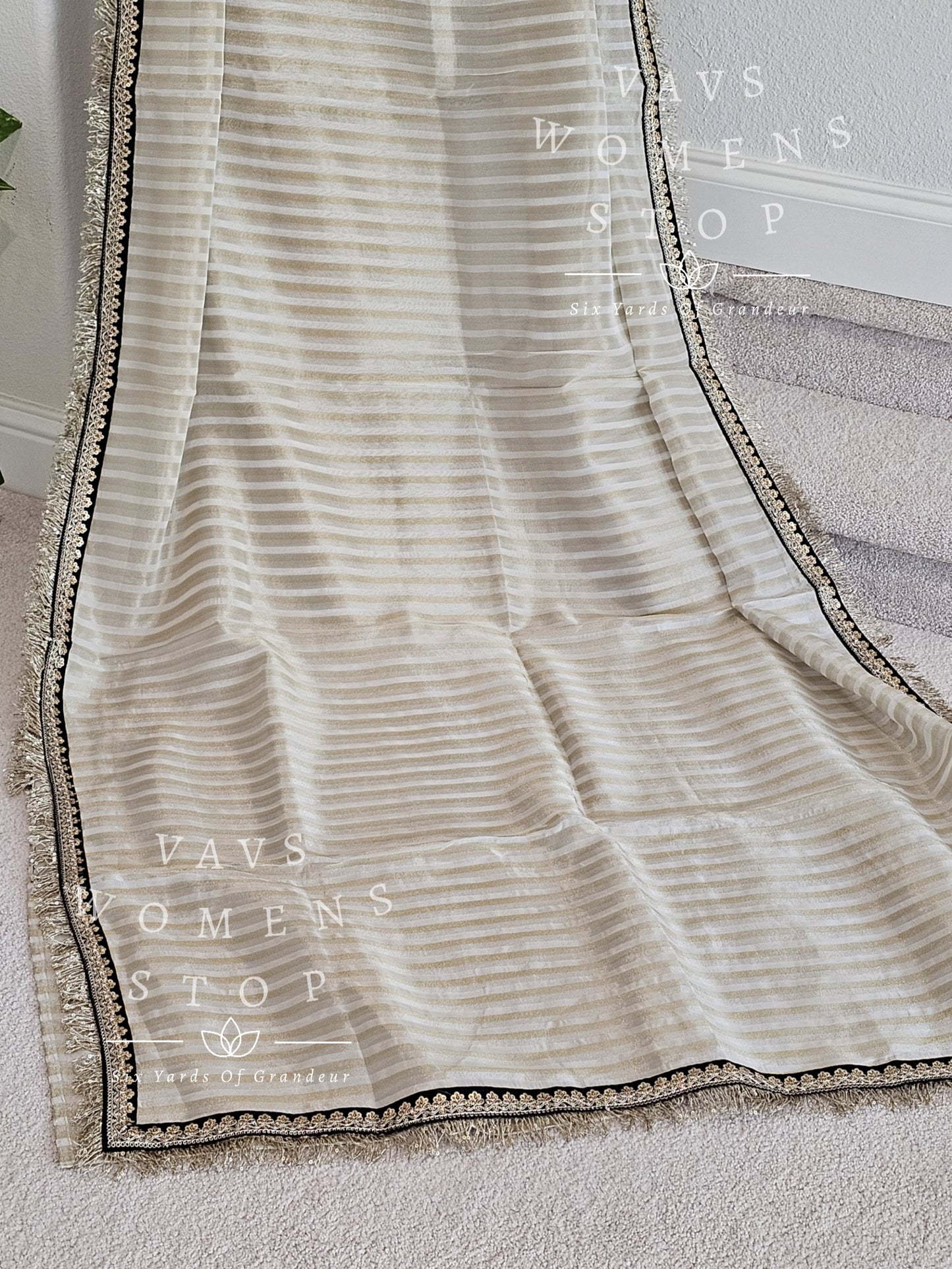 Designer Pure Soft Organza Tissue Saree - Blouse