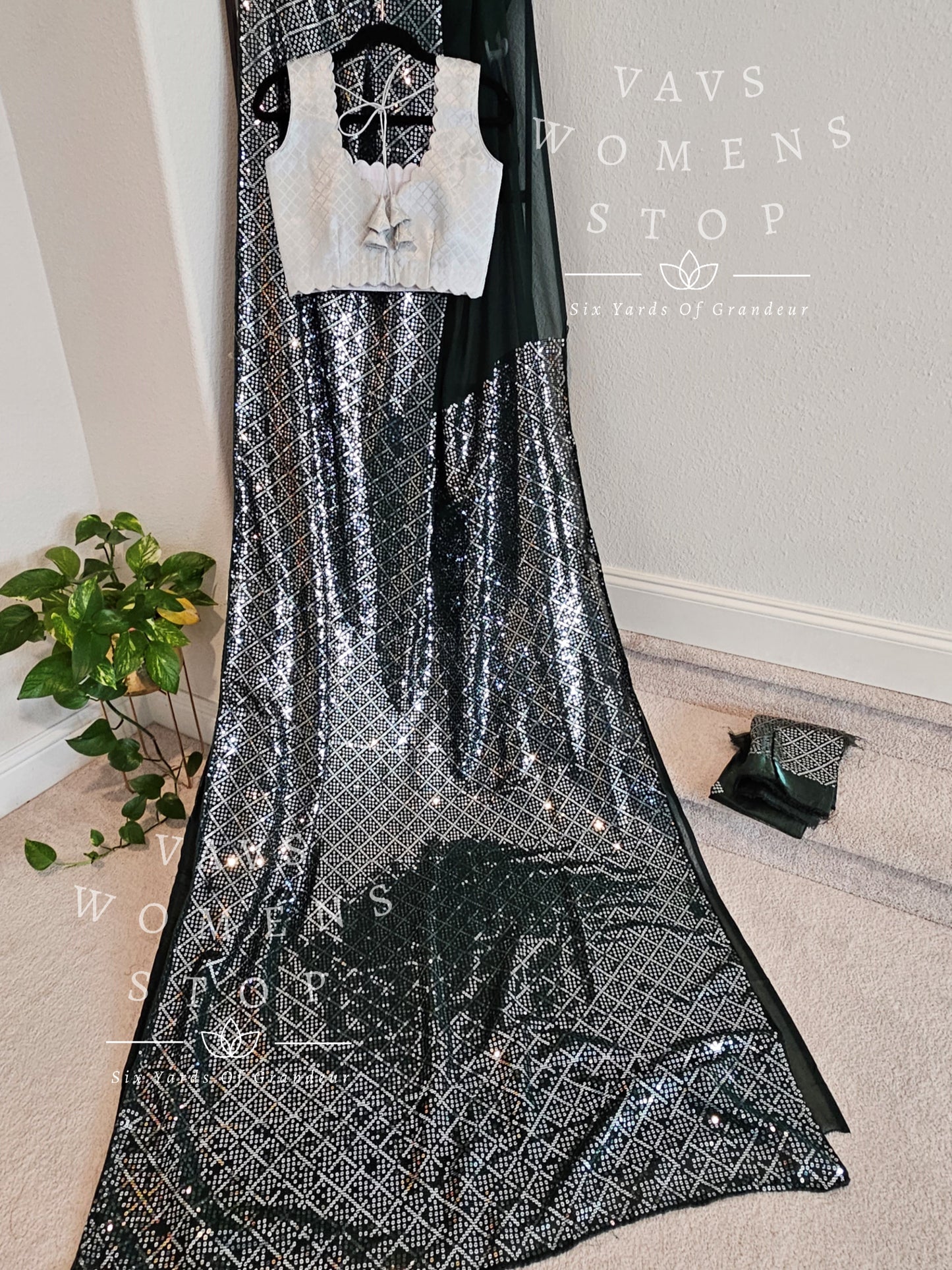 Sequins Georgette Saree - Sleeveless Silver Benarasi Blouse