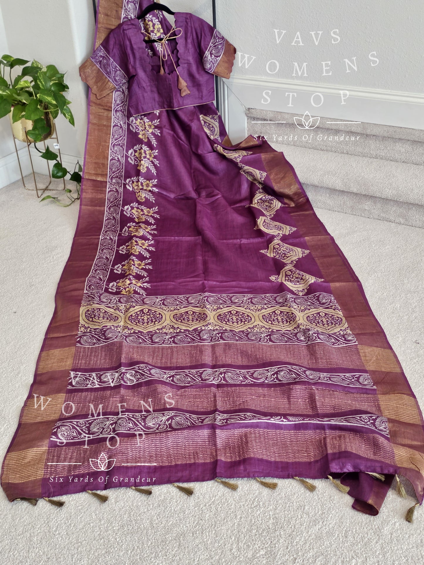 Pure Gachi Tussar Digital Print Saree - Blouse