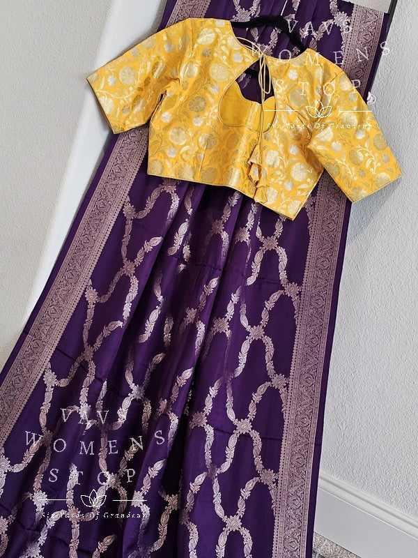 Munga Crepe Satin Benarasi Silk Saree - Benarasi Blouse
