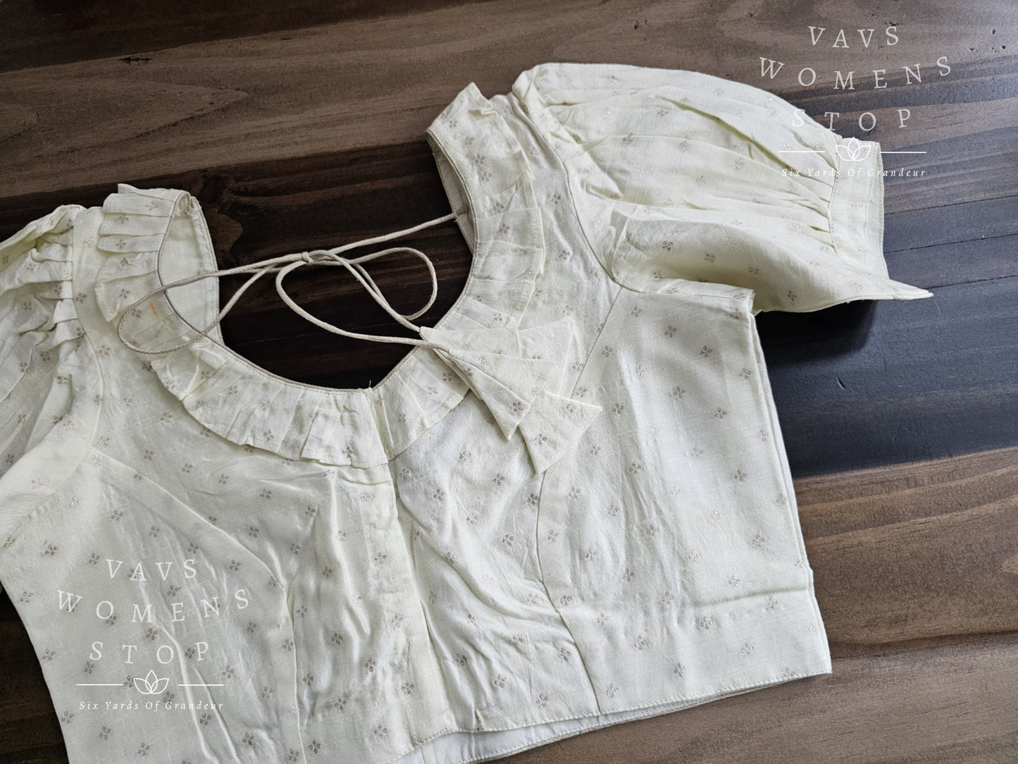 Soft Benarasi Cotton Offwhite Puff Sleeves Blouse