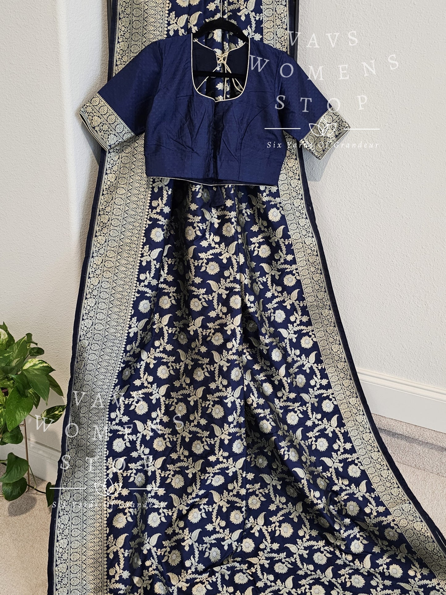 Designer Benarasi Uppada Soft Silk Saree - Blouse