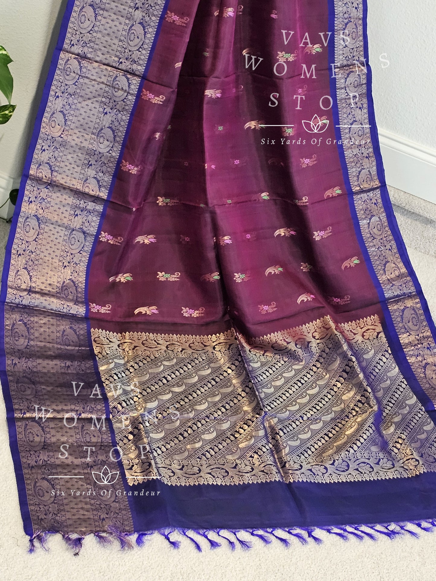 Pure Kanchi Pattu Soft Silk Saree with stitched blouse
