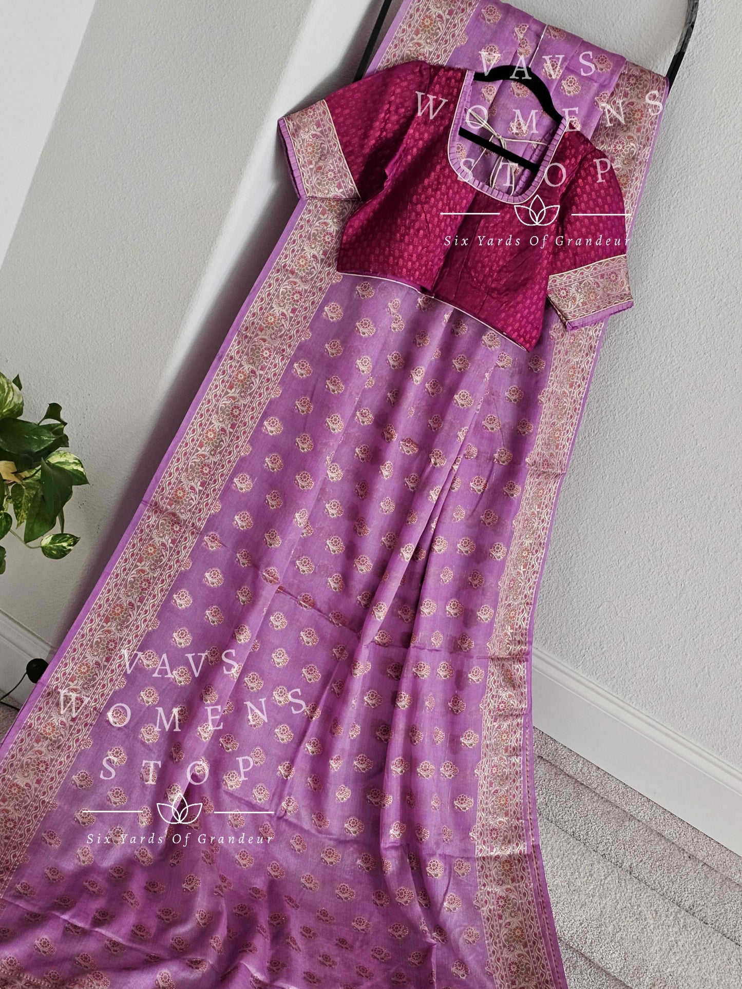 Benarasi Warm Georgette Katan Saree - Blouse