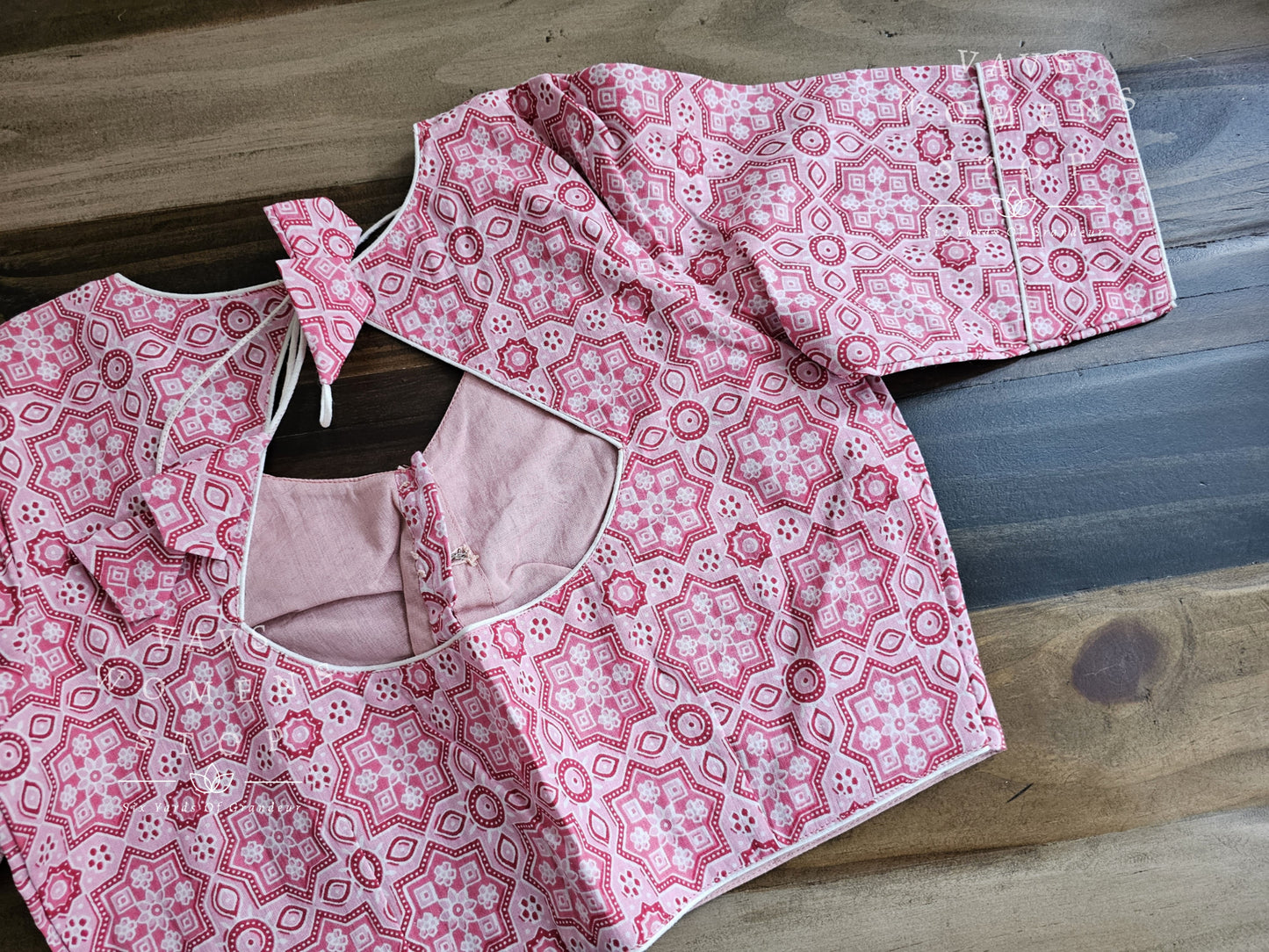 Mul Cotton Pink Patola Designer Blouse