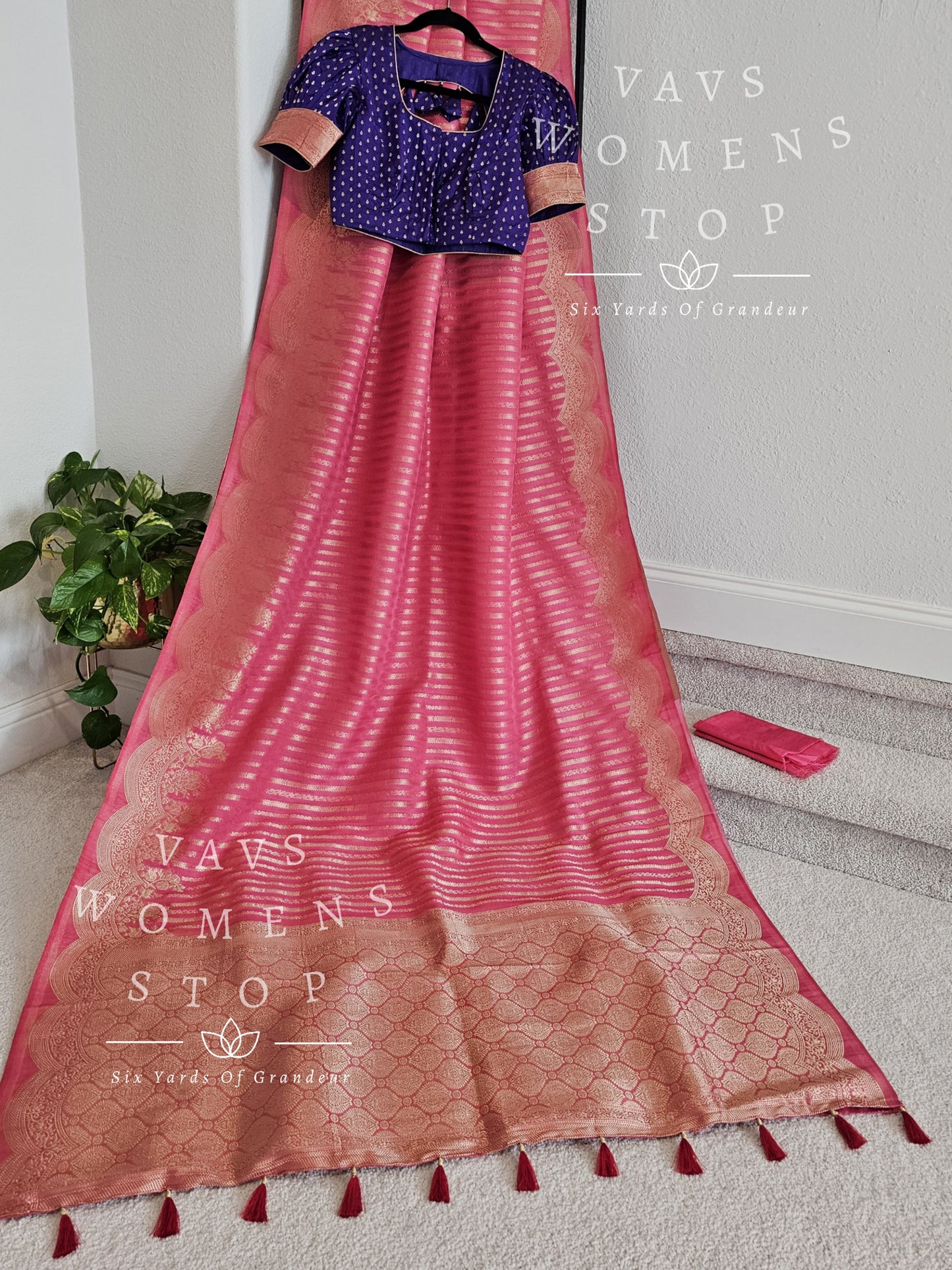 Semi Crepe Benarasi Silk Saree - Blouse