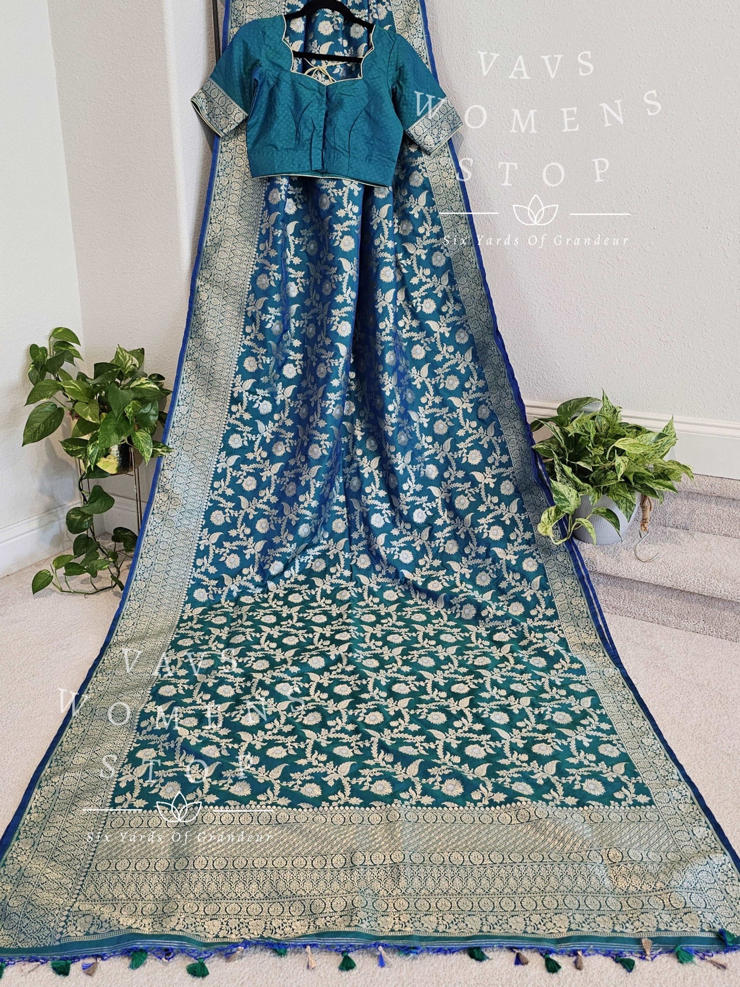 Benarasi Uppada Soft Silk Designer Saree - Blouse