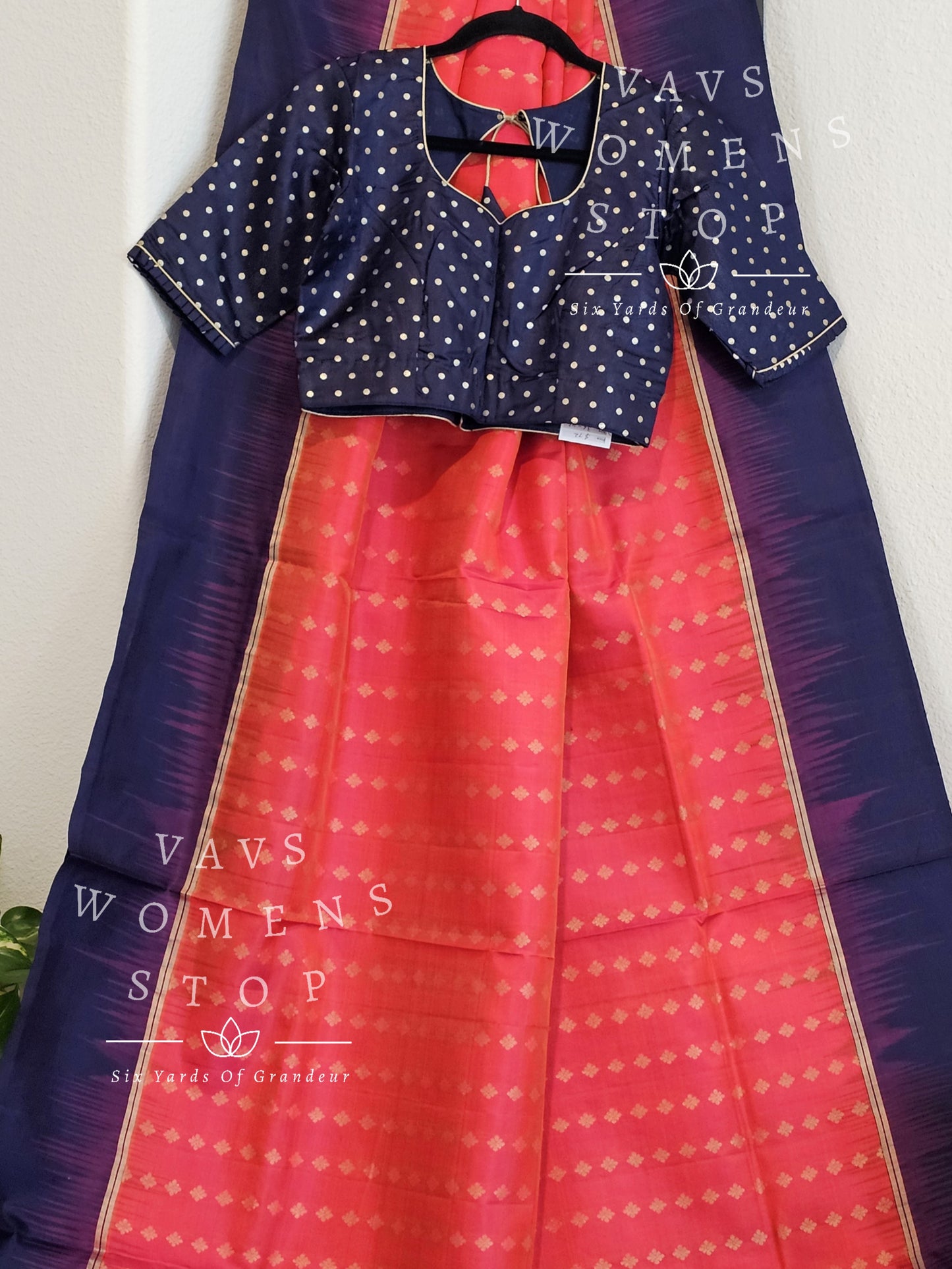 Pure Kanchi Soft Silk Saree - Benarasi Blouse
