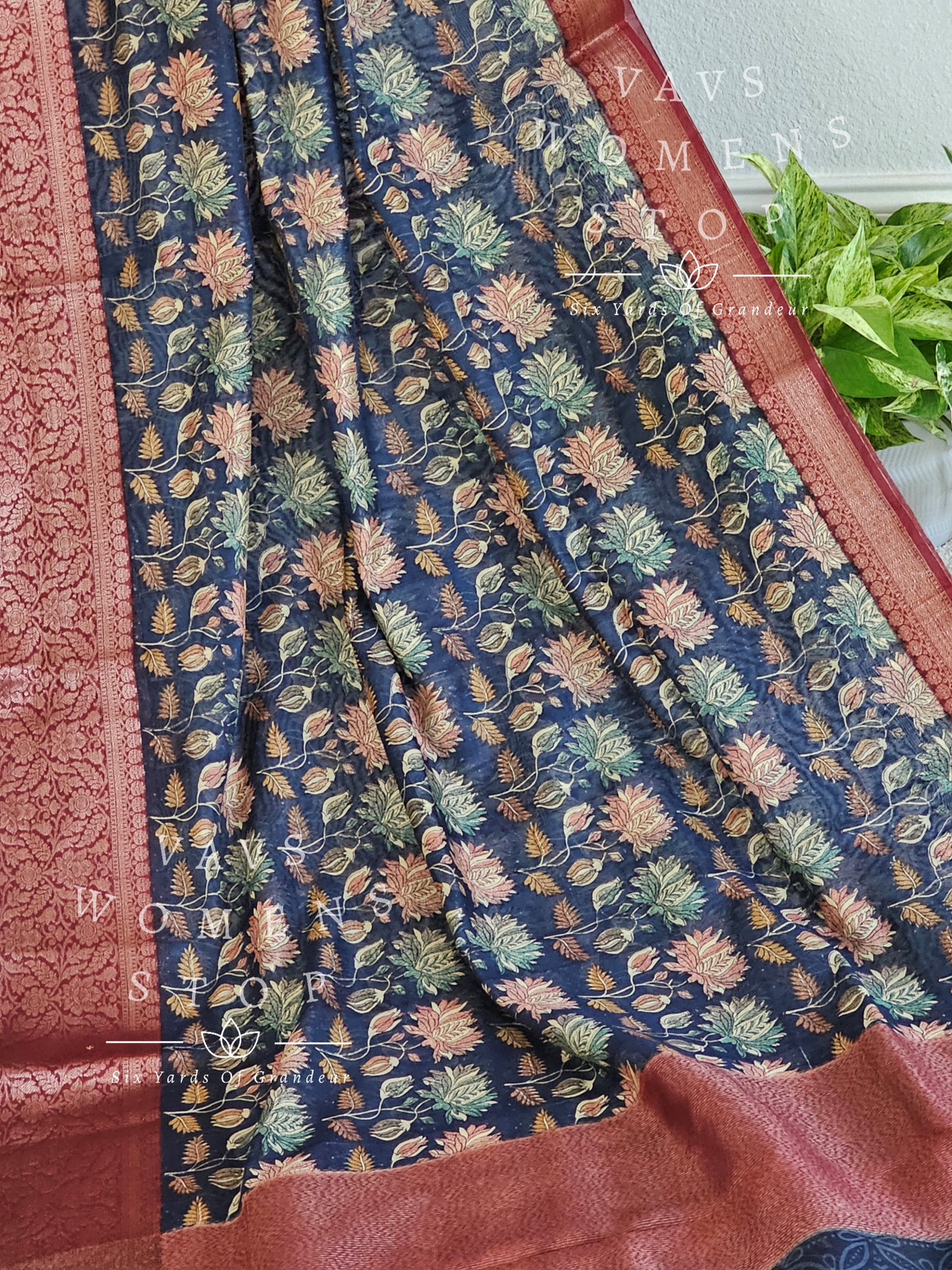 Soft Maheswari Silk Cotton Kalamkari Prints Saree - Blouse