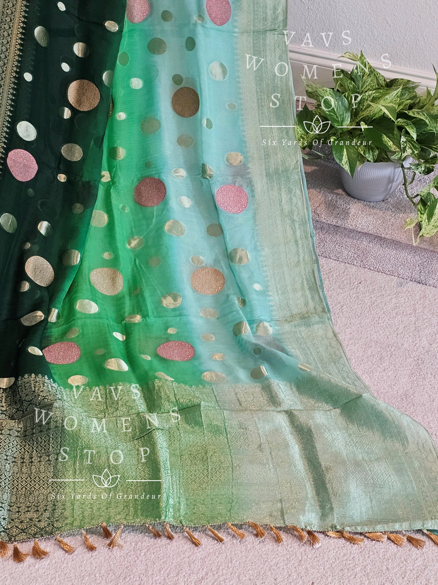 Shaded Pure Kora Organza Silk Saree - Blouse