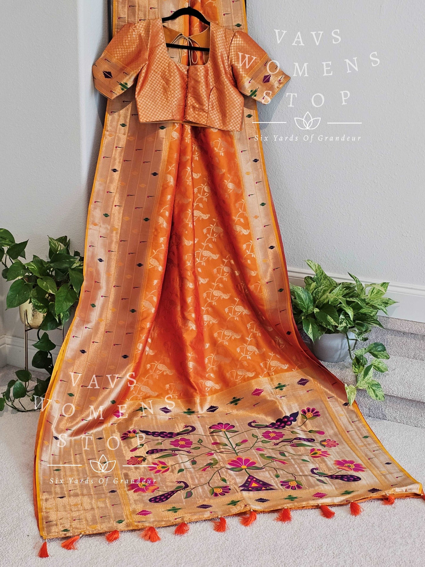 Designer Benarasi Paithani Soft Silk Saree - Blouse