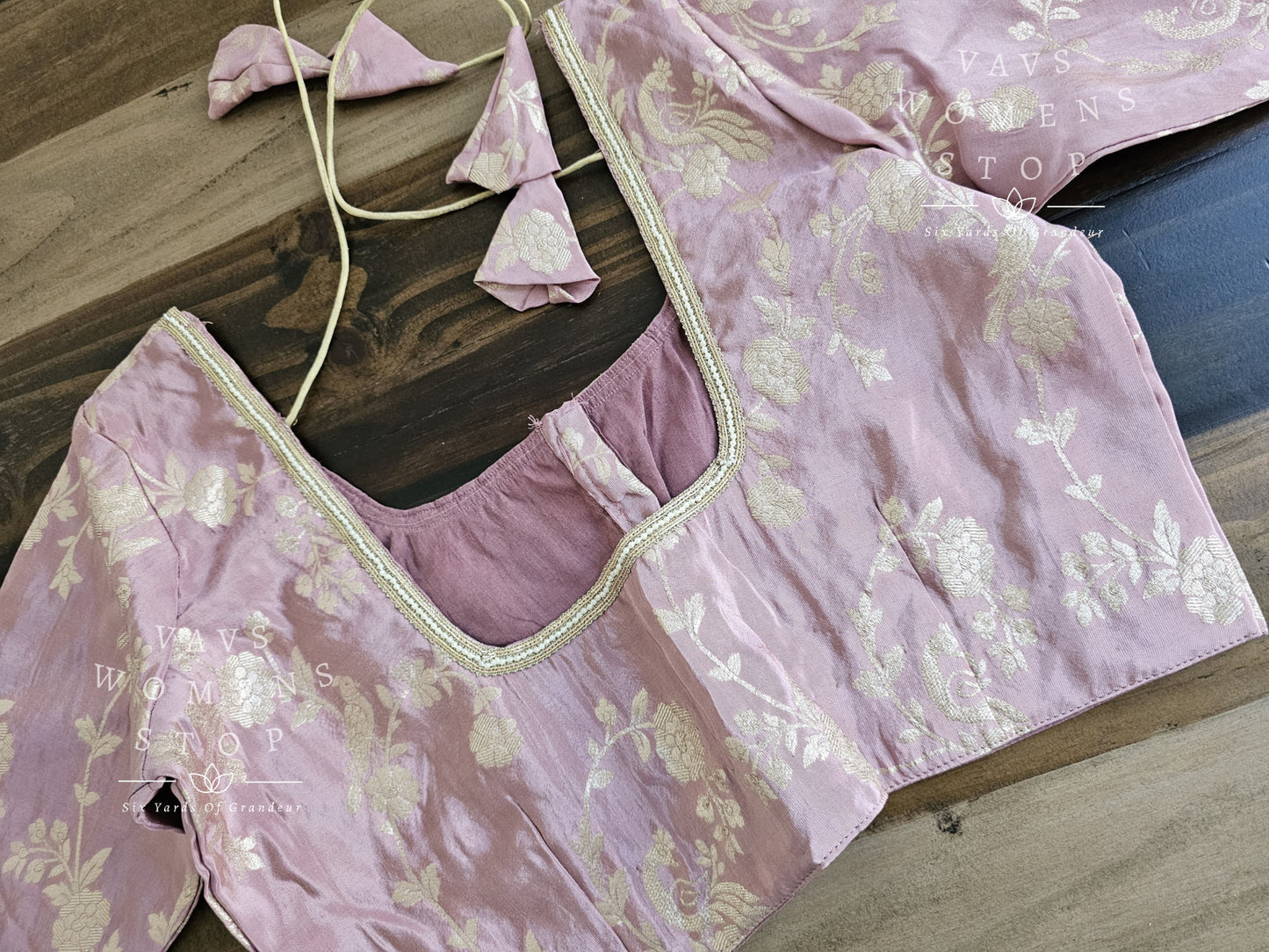 Gadwal Crepe Silk Tissue Blouse