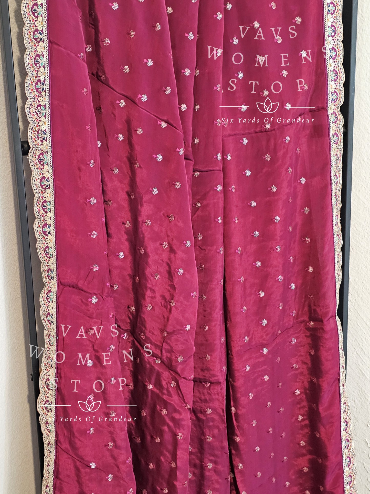 Unique VAVS Customized Crepe Silk Saree