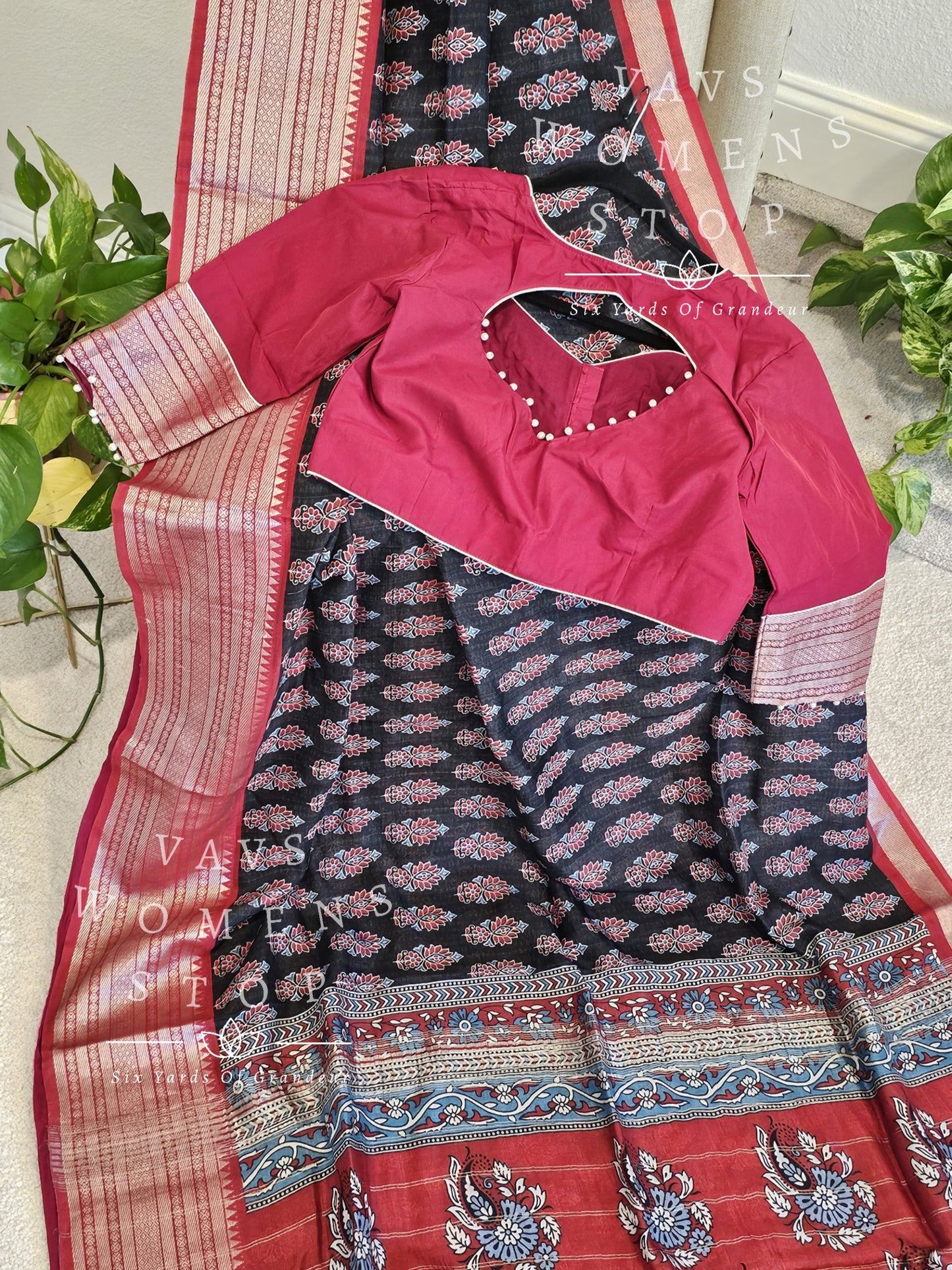 Mangalagiri Pattu Kanchi Border Block Print Saree - Blouse