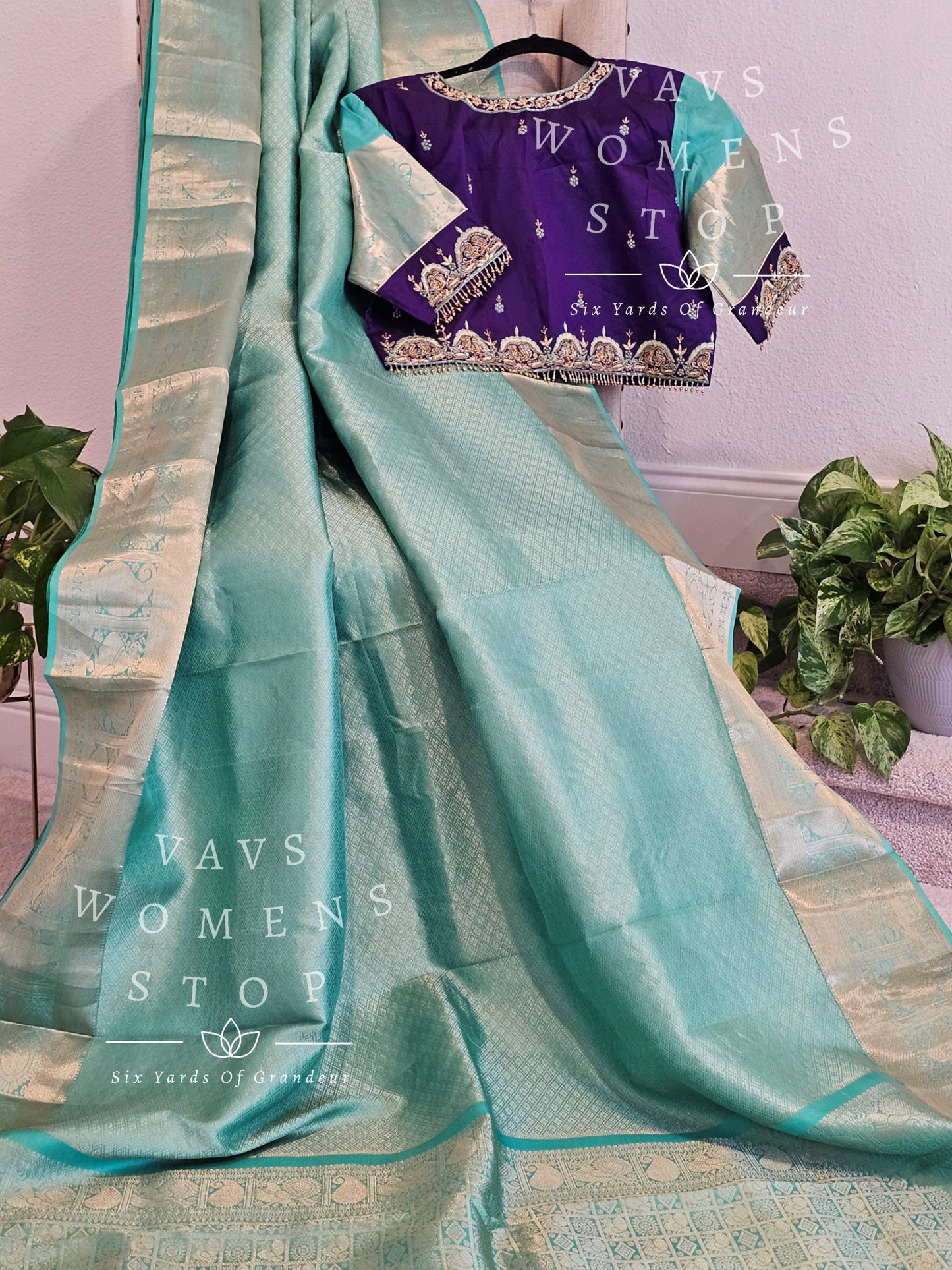 Pure Kanchi Pattu Soft Silk Saree - Maggam Blouse