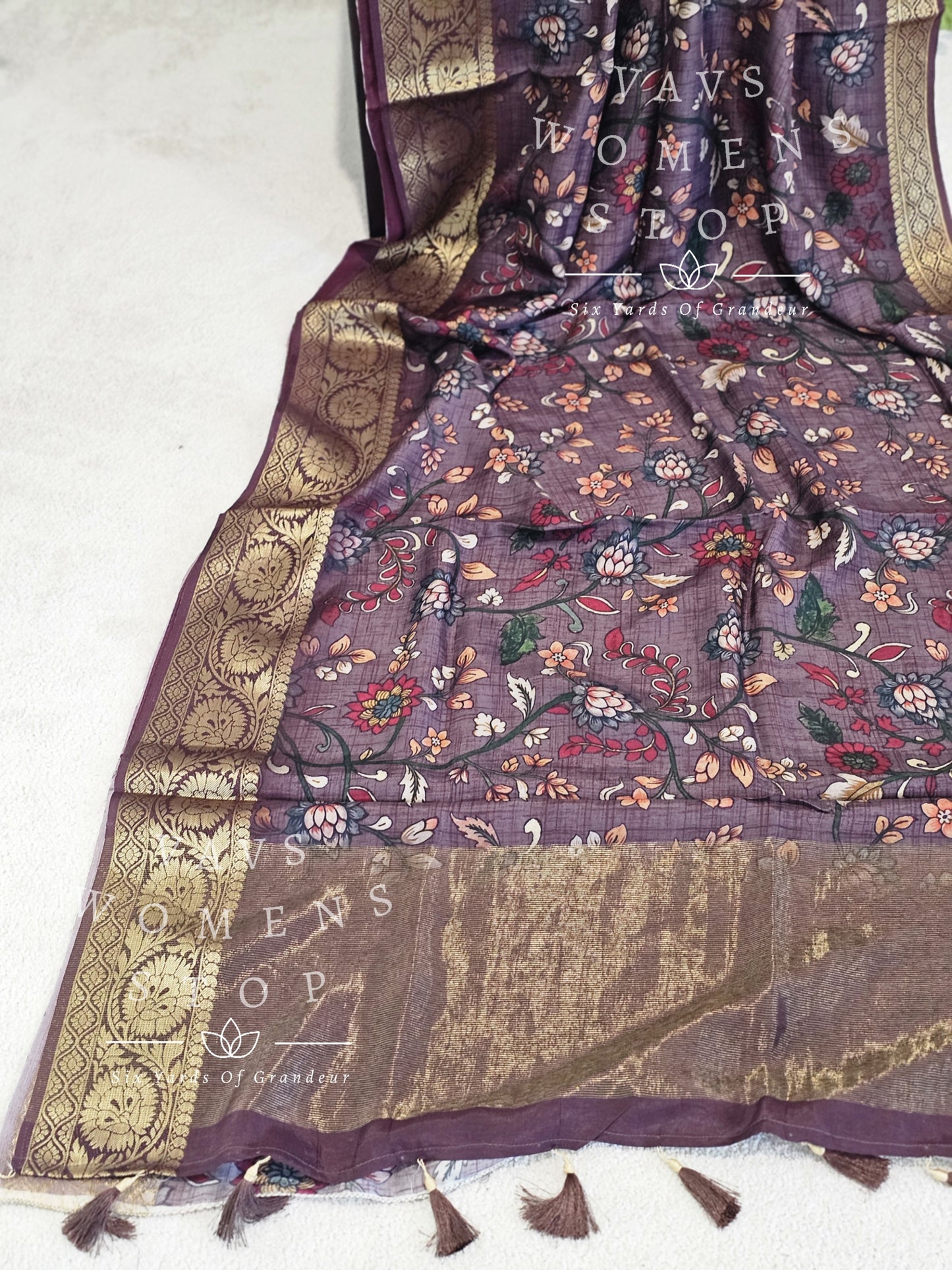 Munga Crepe Silk Kalamkari Digital Print Saree - Blouse