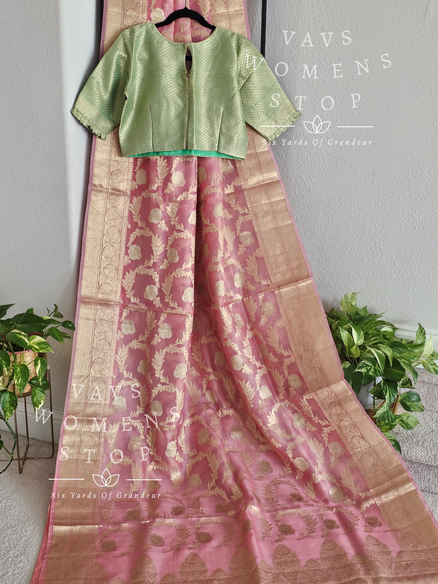 Pure Kora Soft Organza Silk Meenakari Designer Saree - Blouse