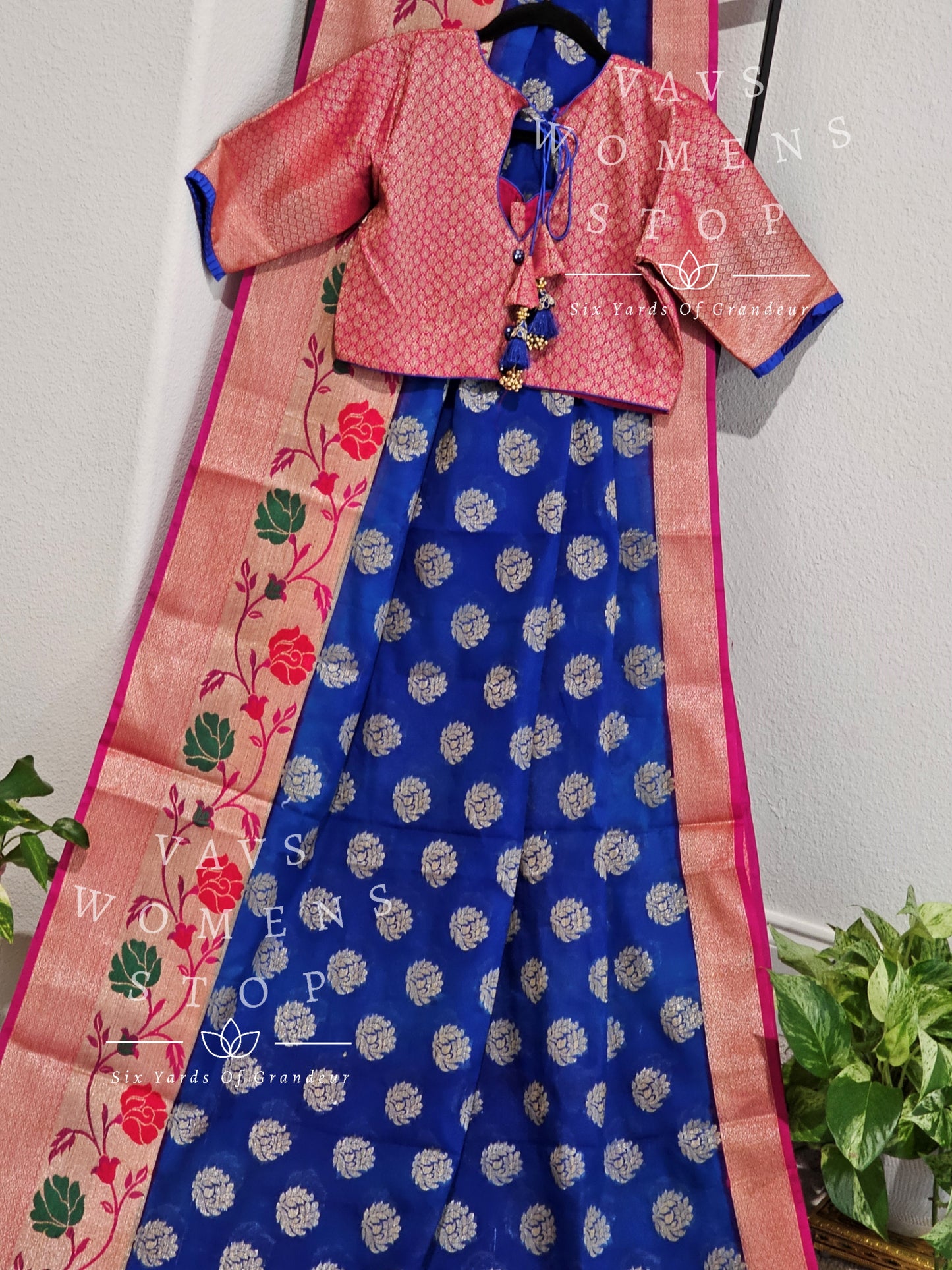 Semi Georgette Silk Cotton Paithani Border Saree - Blouse