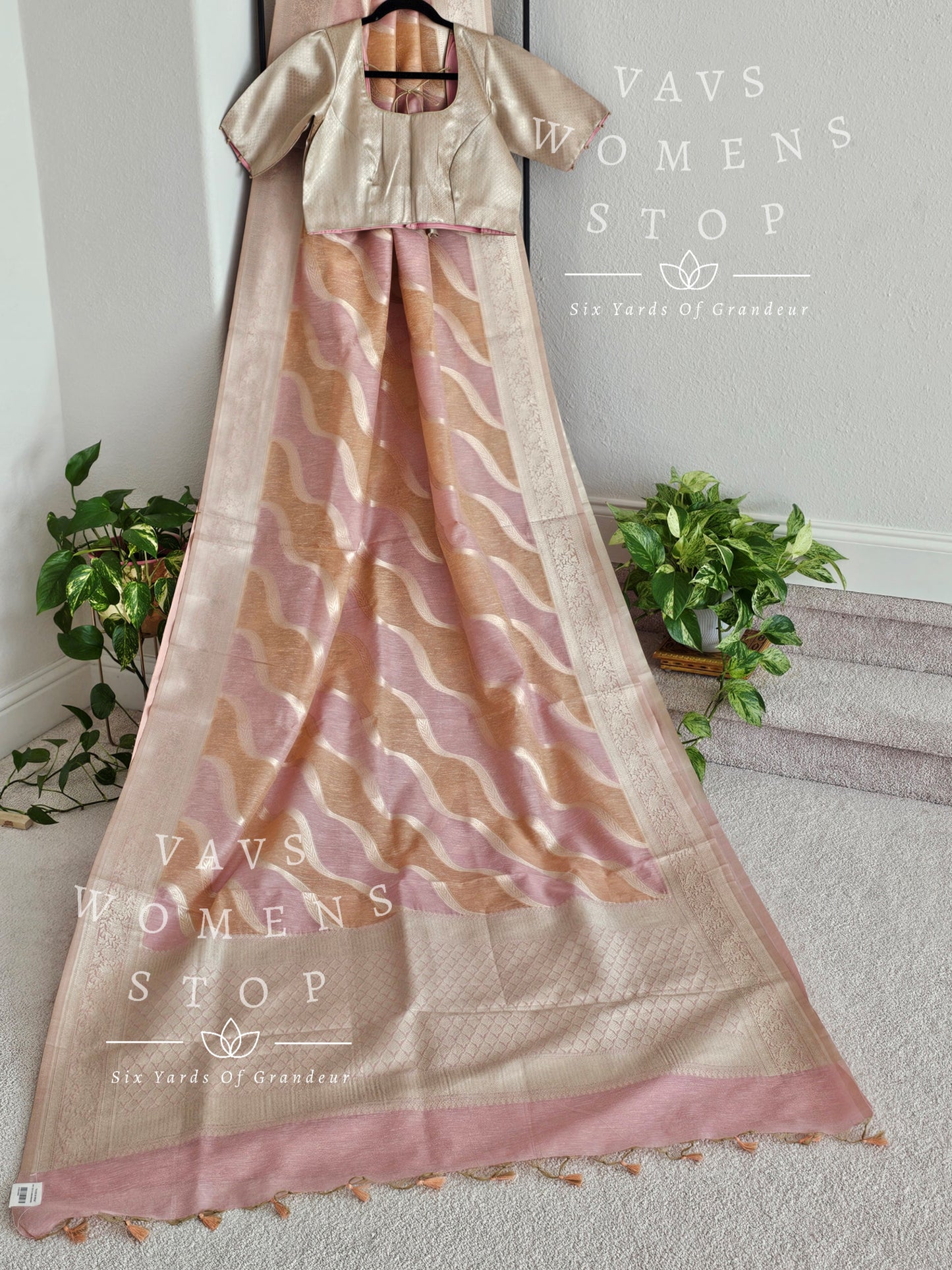 Linen Kota Pastel Shade Designer Saree - Blouse