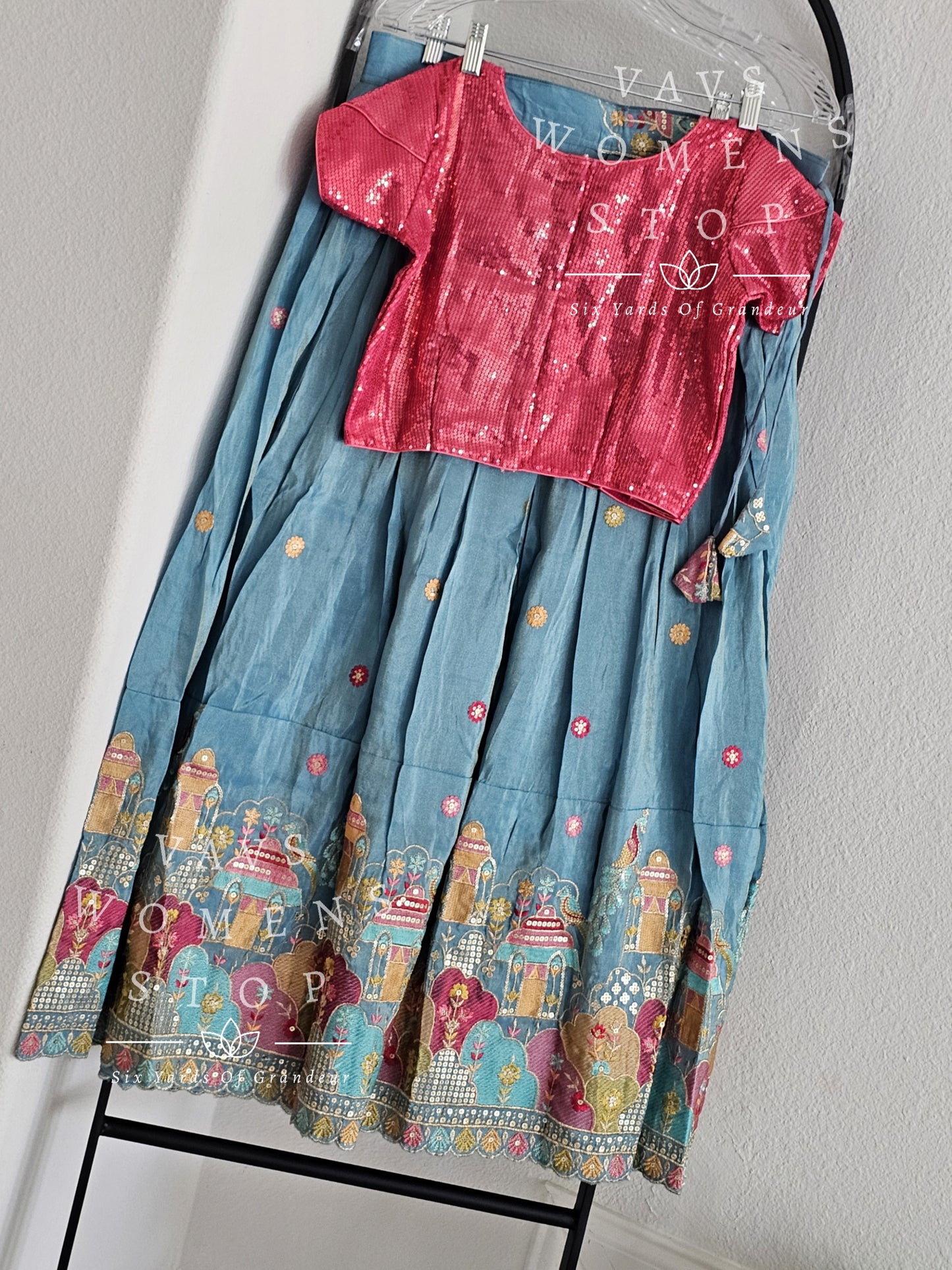 Munga Silk Tissue Lehenga - Blouse