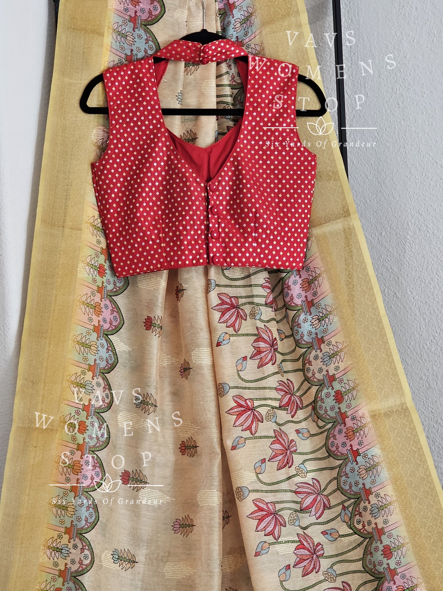 Linen Cotton Saree - Red Sleeveless Blouse