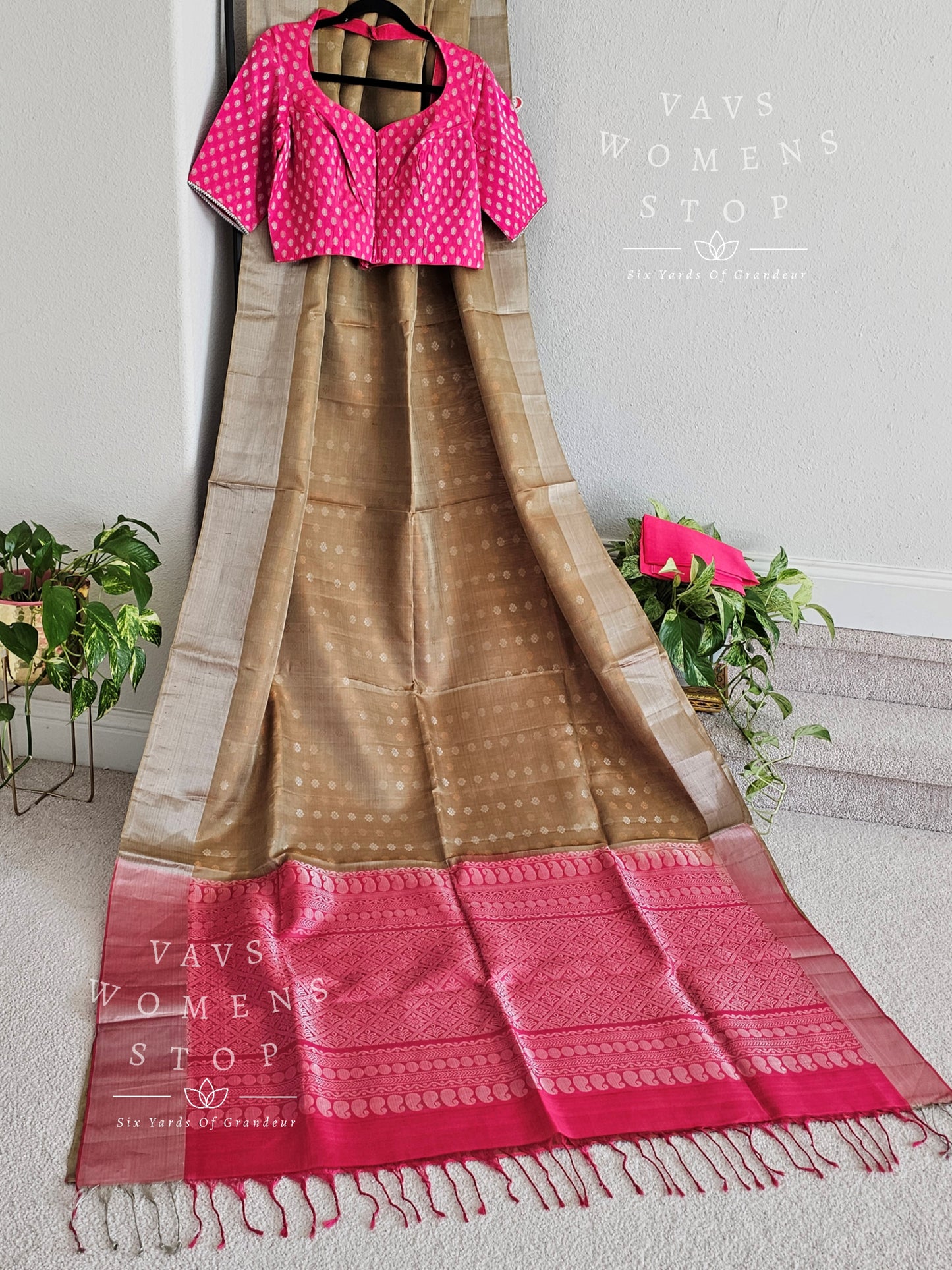 Pure Kanchi Soft Silk Saree - Benarasi Blouse