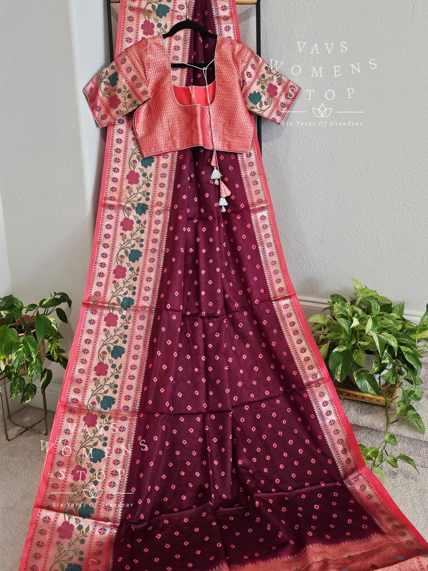 Dupion Silk Bhandini Paithani Border Saree - Blouse