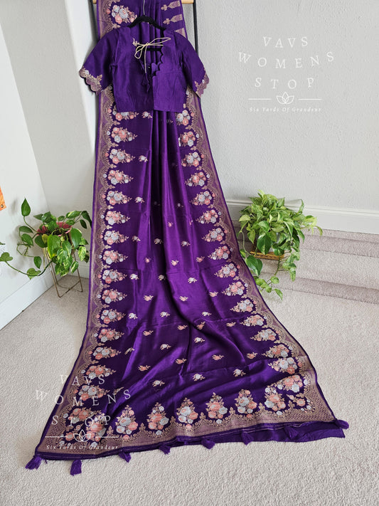 Munga Benarasi Crepesilk Scalloped Border Saree - Blouse