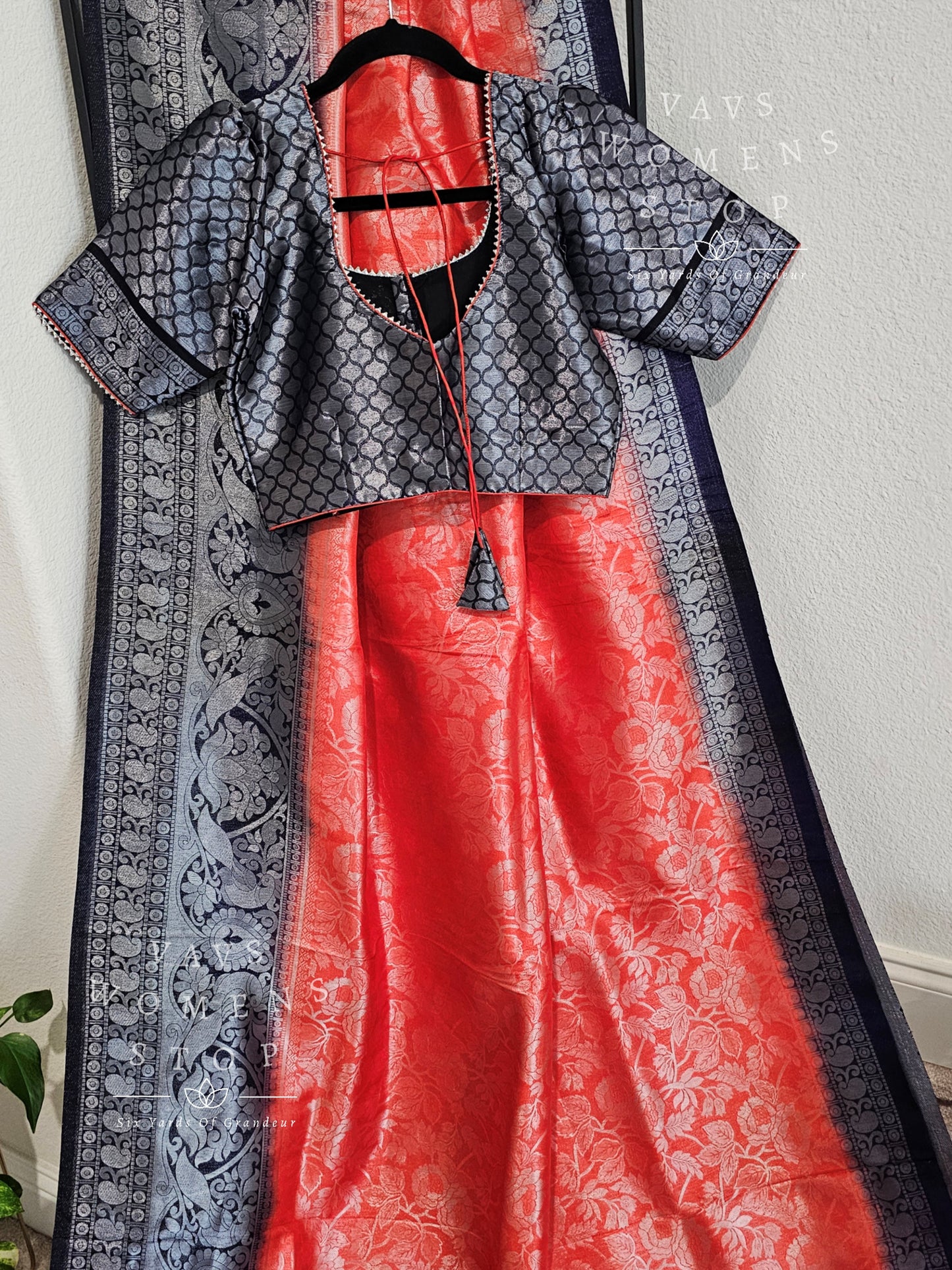 Benarasi Kubera Silk Saree - Blouse