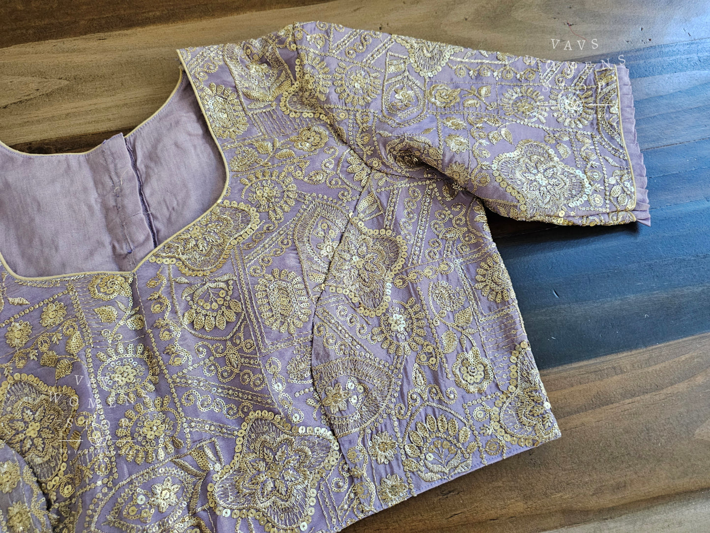 Heavy Machine Embroidery Designer Tissue Blouse