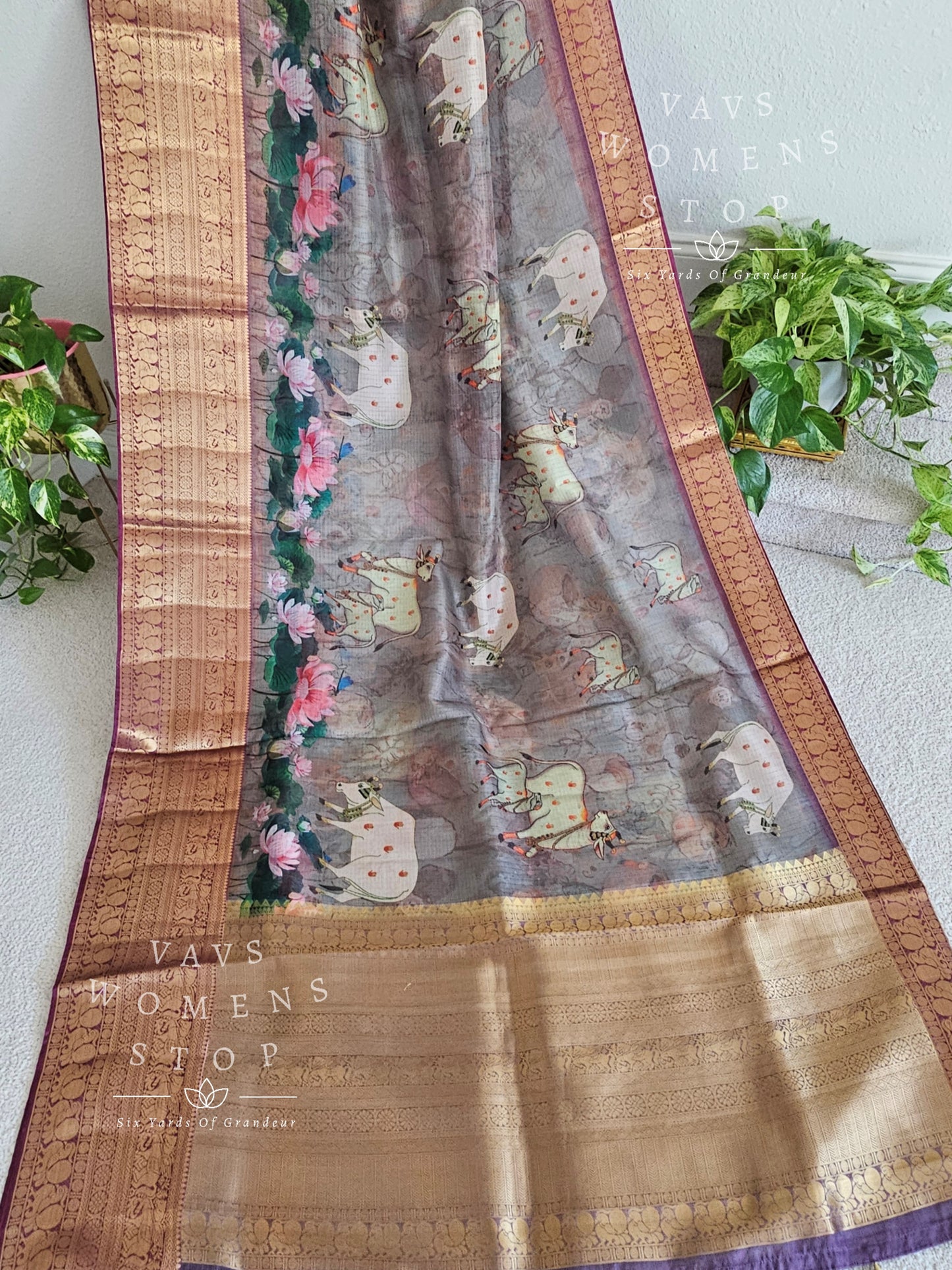 Fine Quality Kota Silk Kanchi Border Pichwai Prints Saree - Blouse