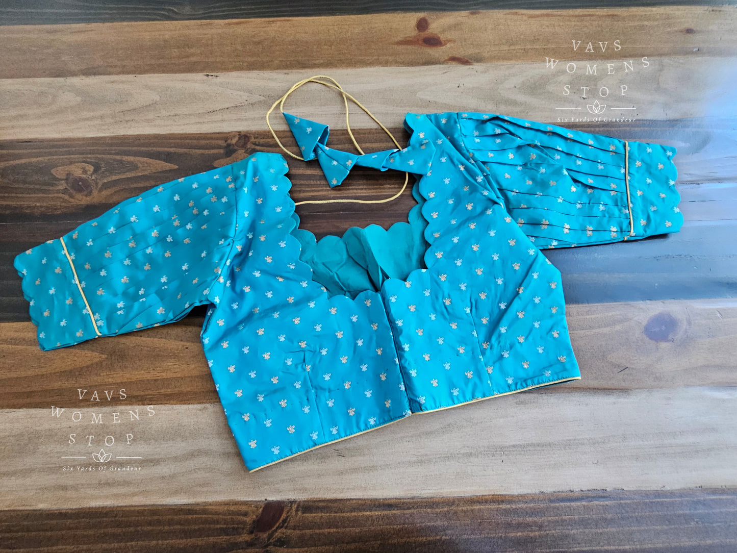 Benarasi Silk Puff Sleeves Blouse