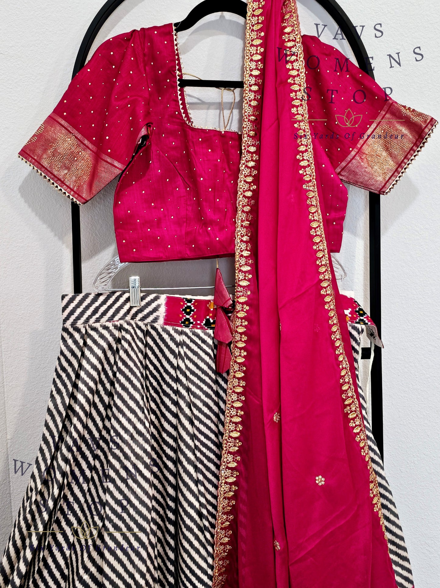 Munga Benarasi Patola Half Saree/ Lehenga Set