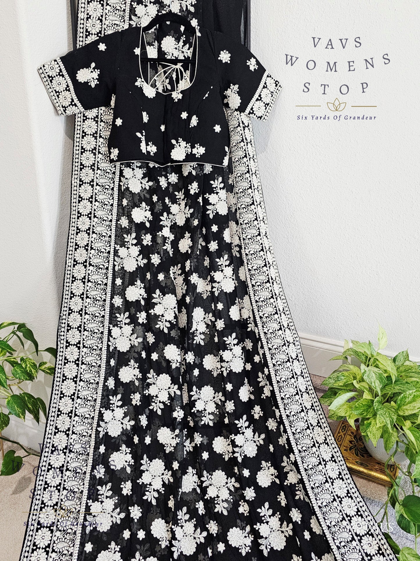 Pure Georgette Machine Embroidered Chikankari Black Saree - Blouse
