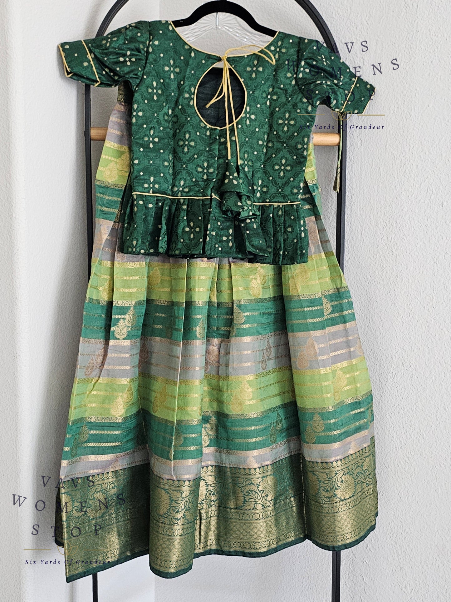 Designer Benarasi Chiniya Lehenga/Langa Blouse