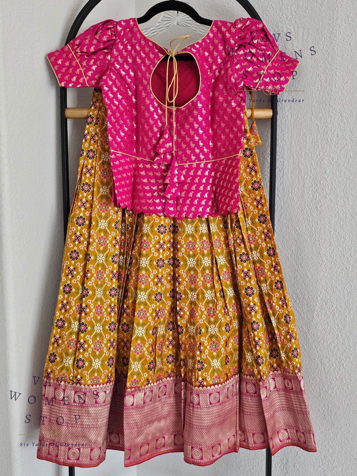 Satin Benarasi Patola Lehenga/Langa Blouse Pattu Pavada