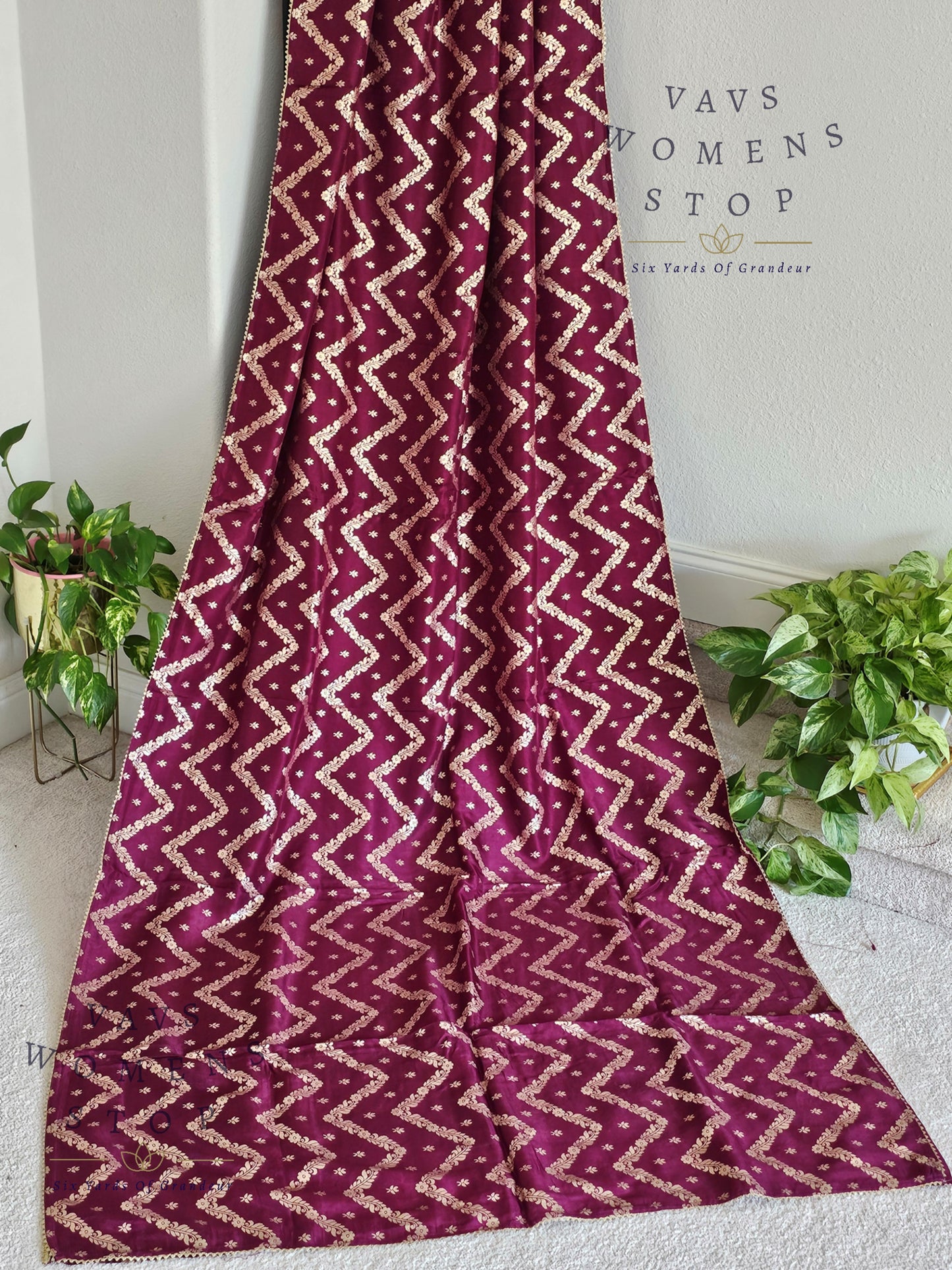 Borderless Munga Crepe Silk Wine Shade Saree