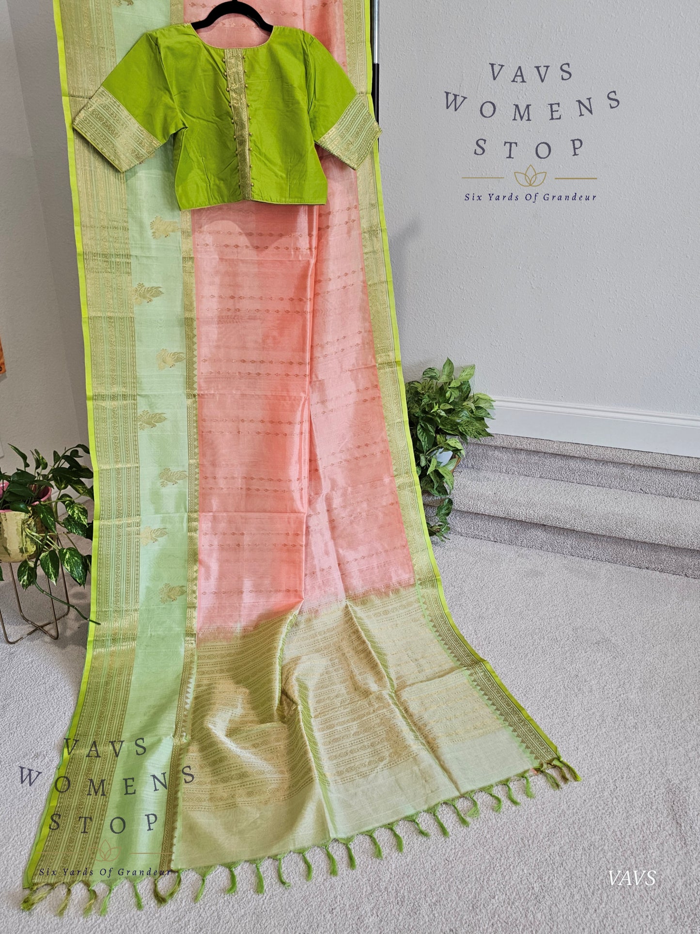 Pure Gadwal Silk Cotton Handloom Traditional Lines Border Pattern Saree - Blouse – Traditional Wedding & Festive Wear