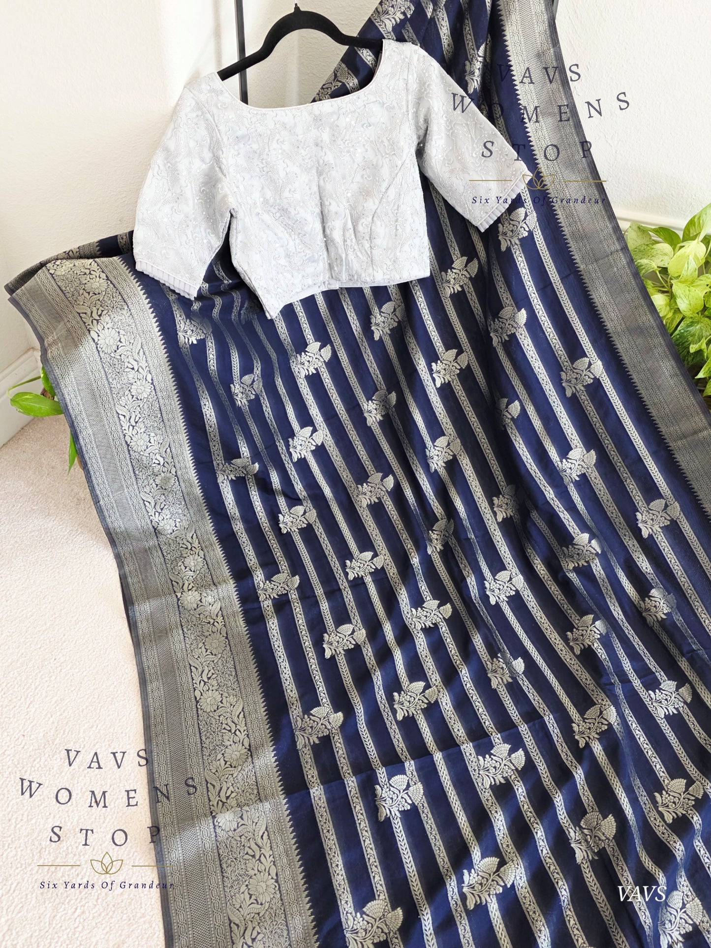 Semi Crepe Benarasi Silk Saree - Silver Net Designer Blouse