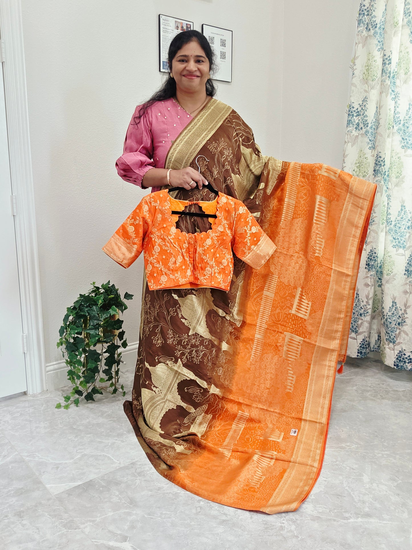 Sunset Amber & Cocoa Brown Taj Mahal Powerloom Woven Benarasi Silk Saree with Stitched Blouse