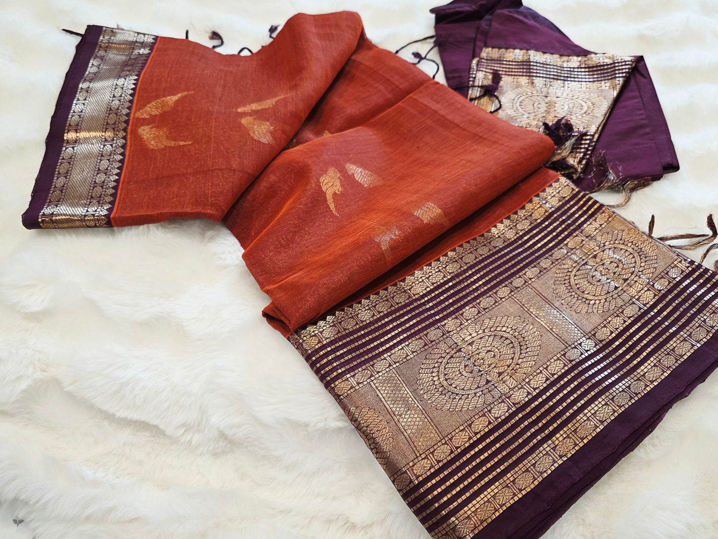 MANGALAGIRI PATTU Silk Cotton Saree With Stitched blouse