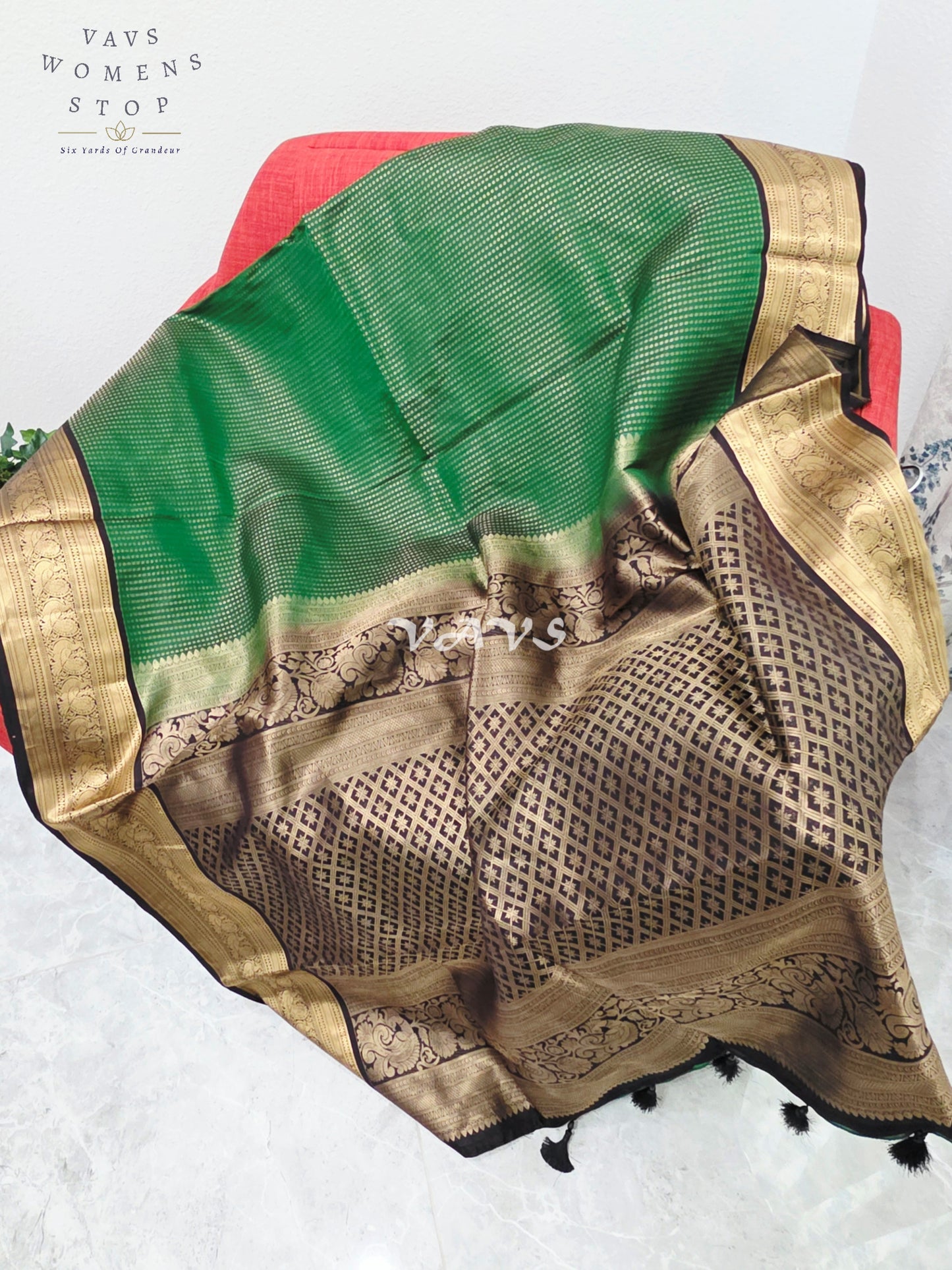 Royal Emerald Green Pure Kanchi Soft Silk Saree with Dark Cocoa Brown & Antique Gold Zari Border and Maggam Blouse Size 36–42