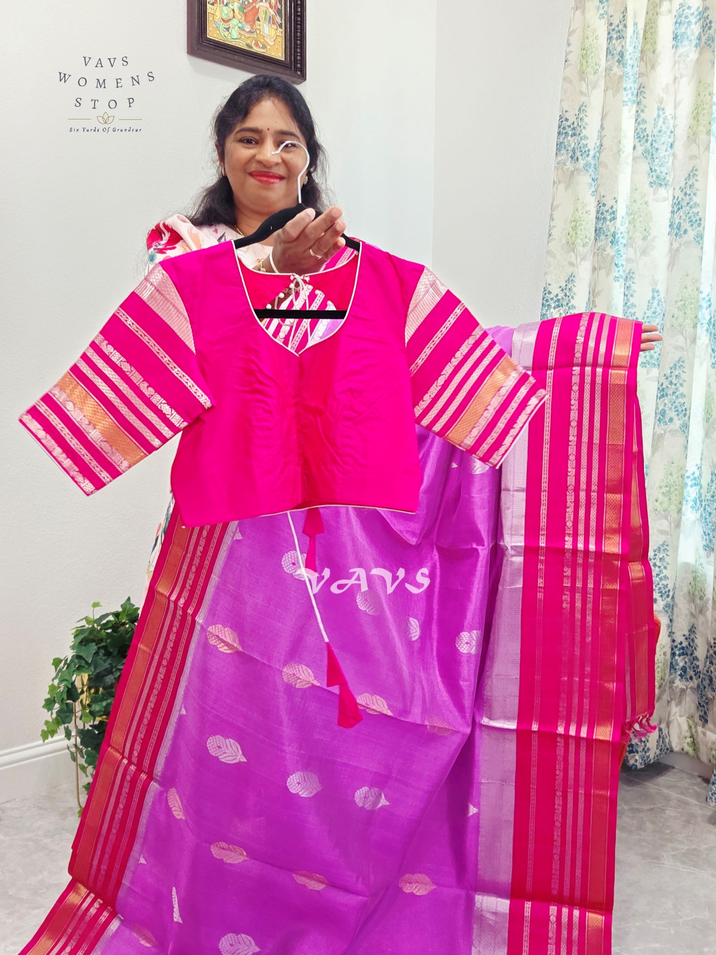 Pure Gadwal Silk Cotton Handloom Traditional Lines Border Pattern Saree - Blouse – Traditional Wedding & Festive Wear