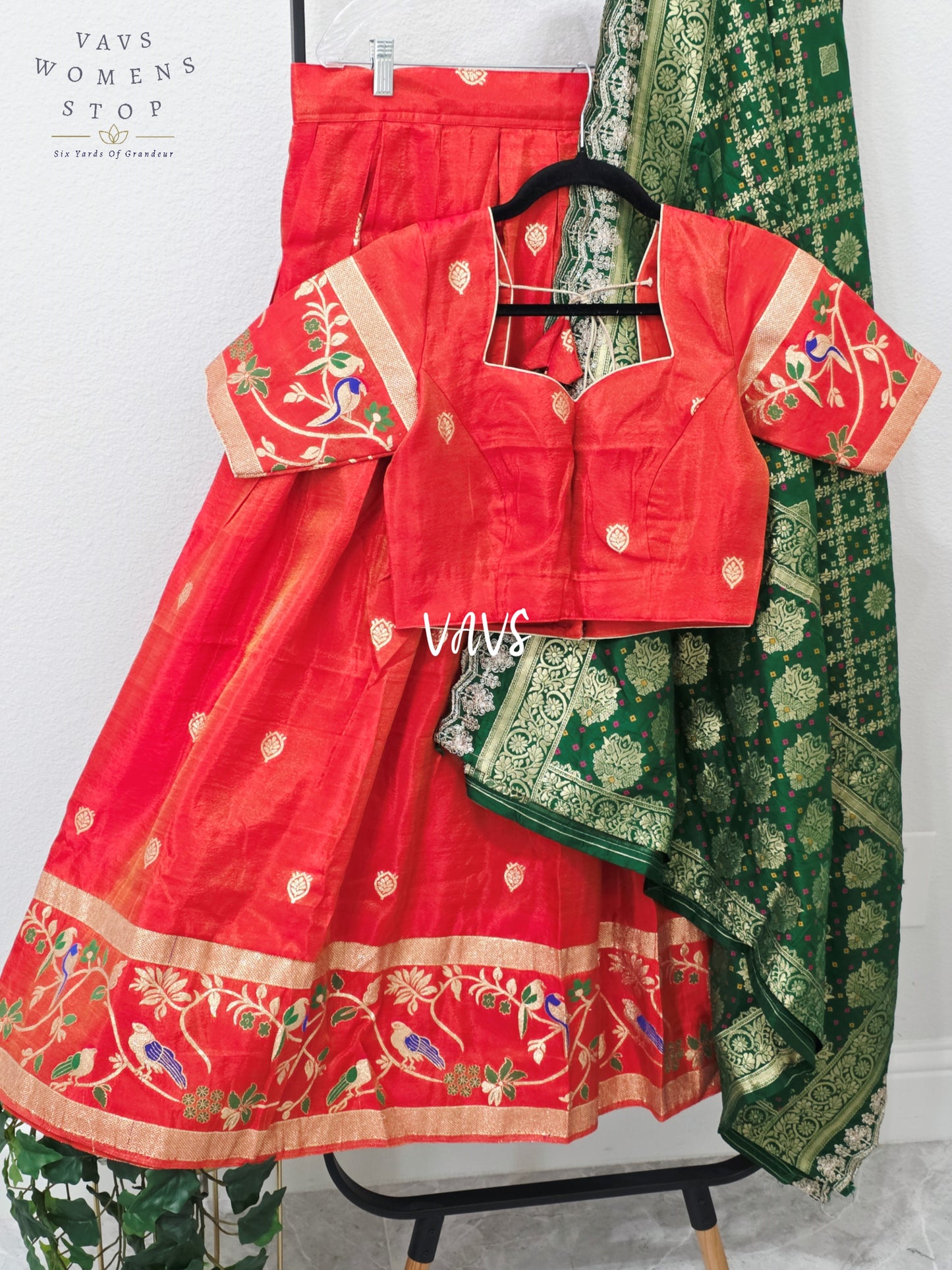 Burnished Rust Munga Tissue Crepe Silk Paithani Half Saree Lehenga with Emerald Bandhani Silk Dupatta | Blouse 34-40